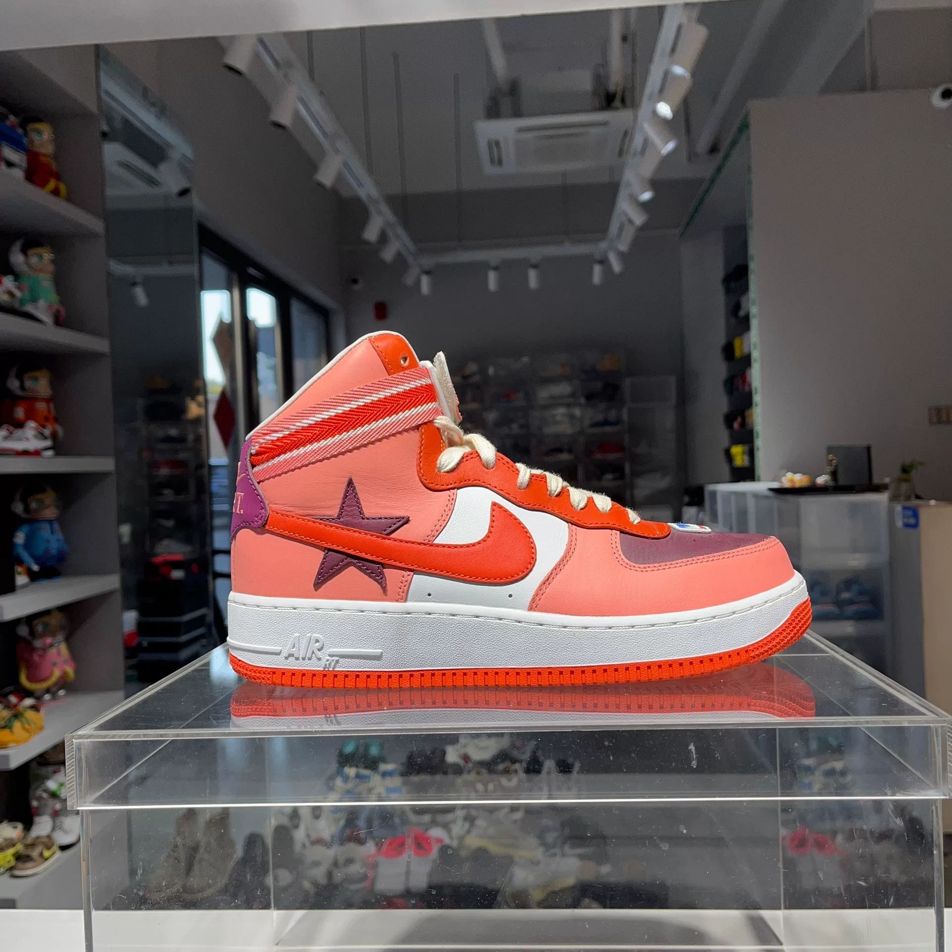 Nike Nike Collab Pink Lowtop Sneakers 9.5 Men Size US 9.5 / EU 42-43 - 5 Thumbnail