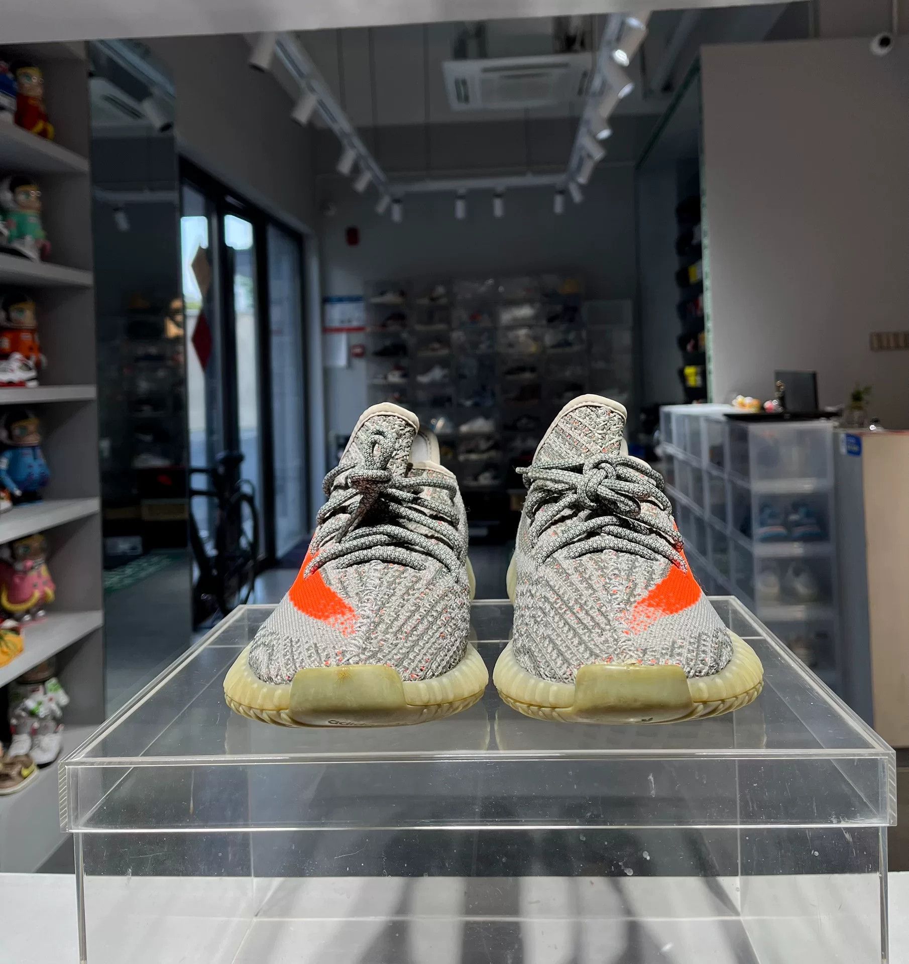 Adidas Adidas YEEZY Gray Lowtop Sneakers 10 Men Size US 10 / EU 43 - 2 Thumbnail