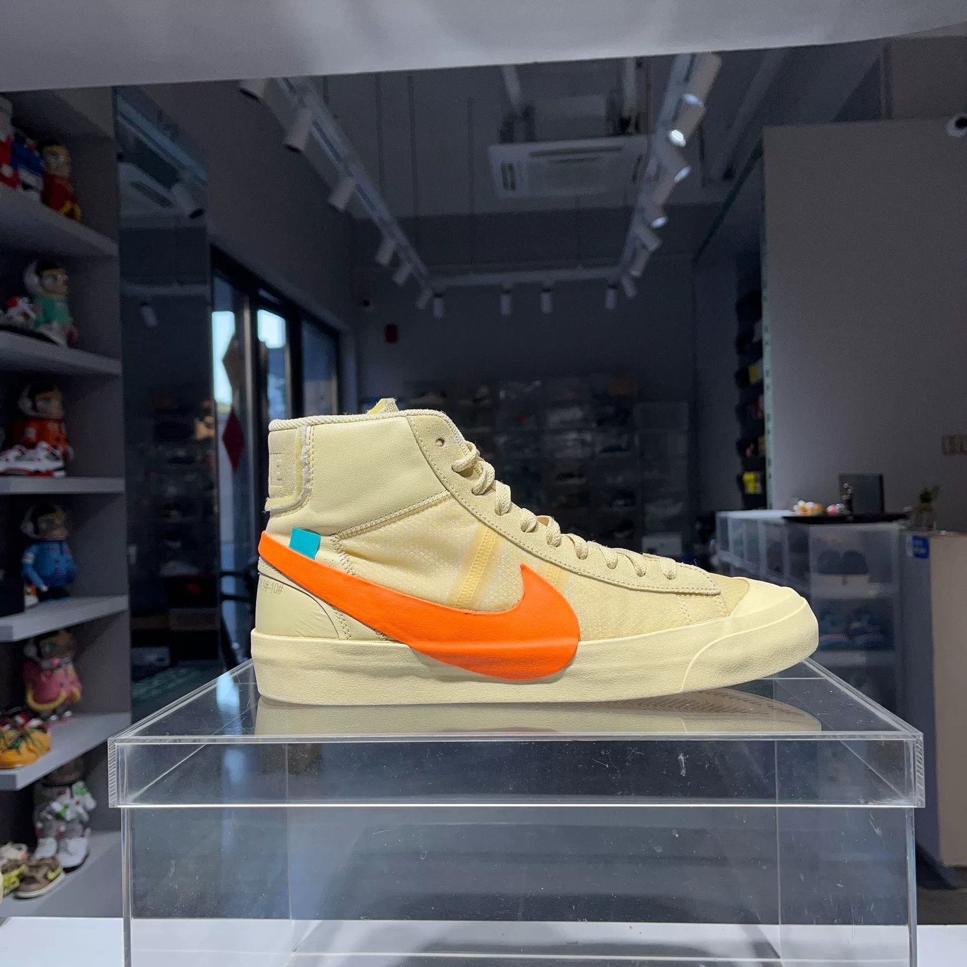 Nike Nike BLAZER Orange T-Shirt s Men Size US S / EU 44-46 / 1 - 5 Thumbnail