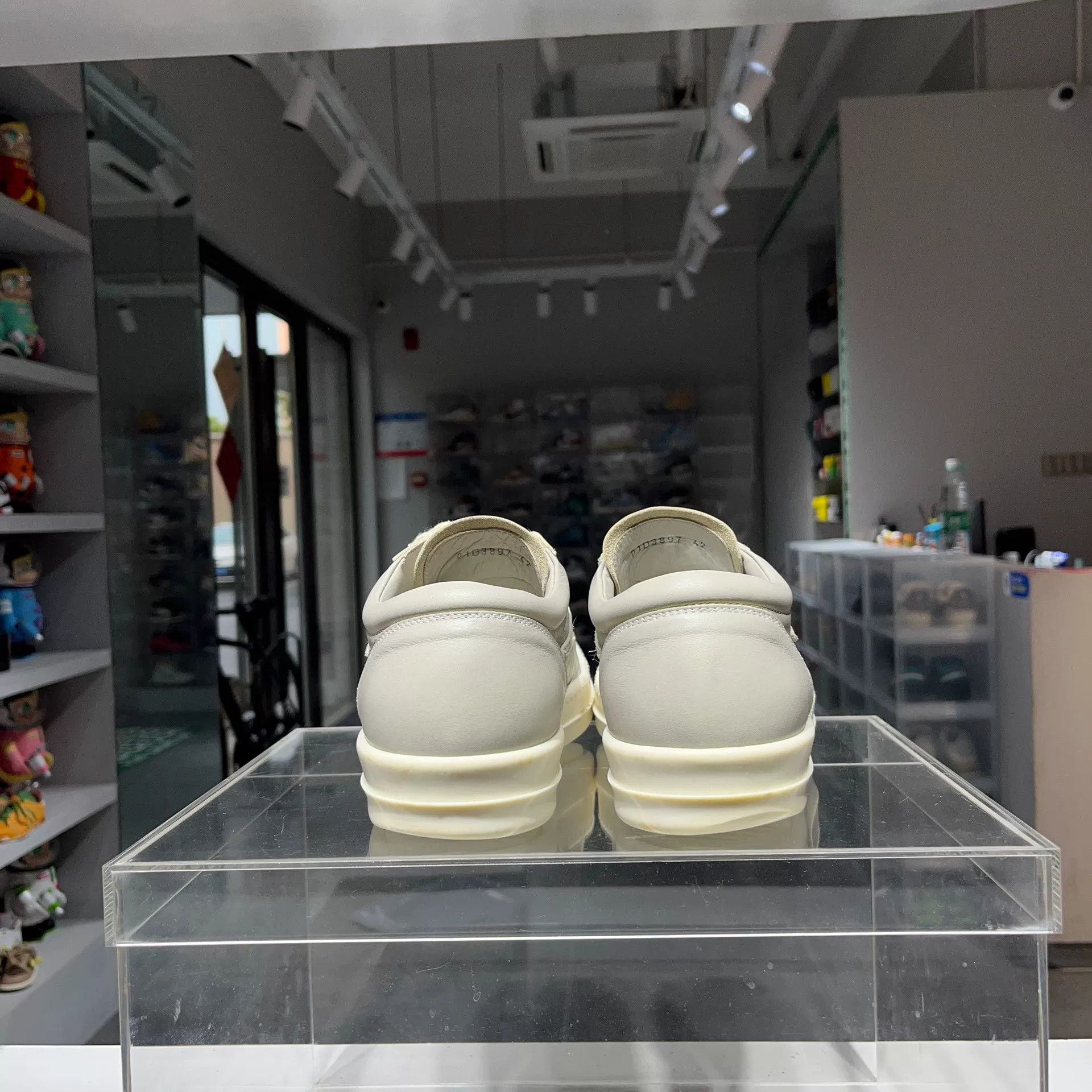 Rick Owens Rick Owens Lowtop Sneakers 9 Men Size US 9 / EU 42 - 3 Thumbnail