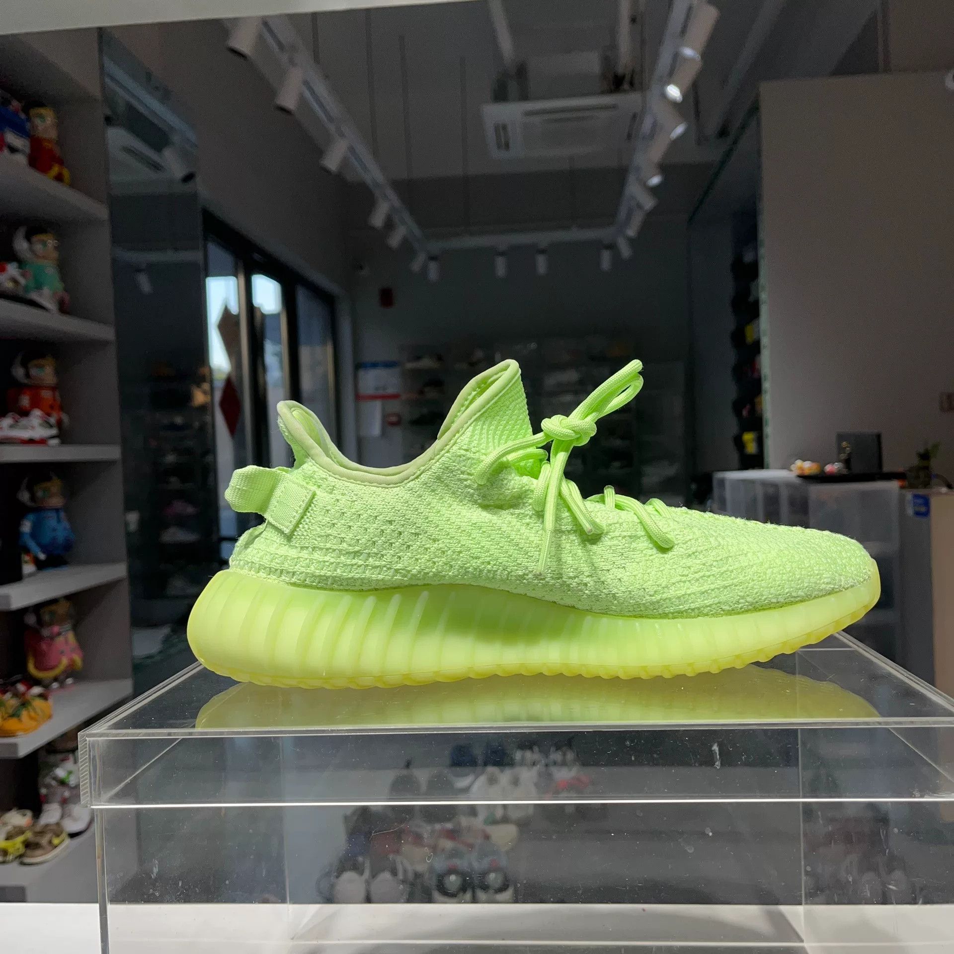 Adidas Adidas YEEZY Glow Green Lowtop Sneakers 13 Men Size US 13 / EU 46 - 4 Thumbnail