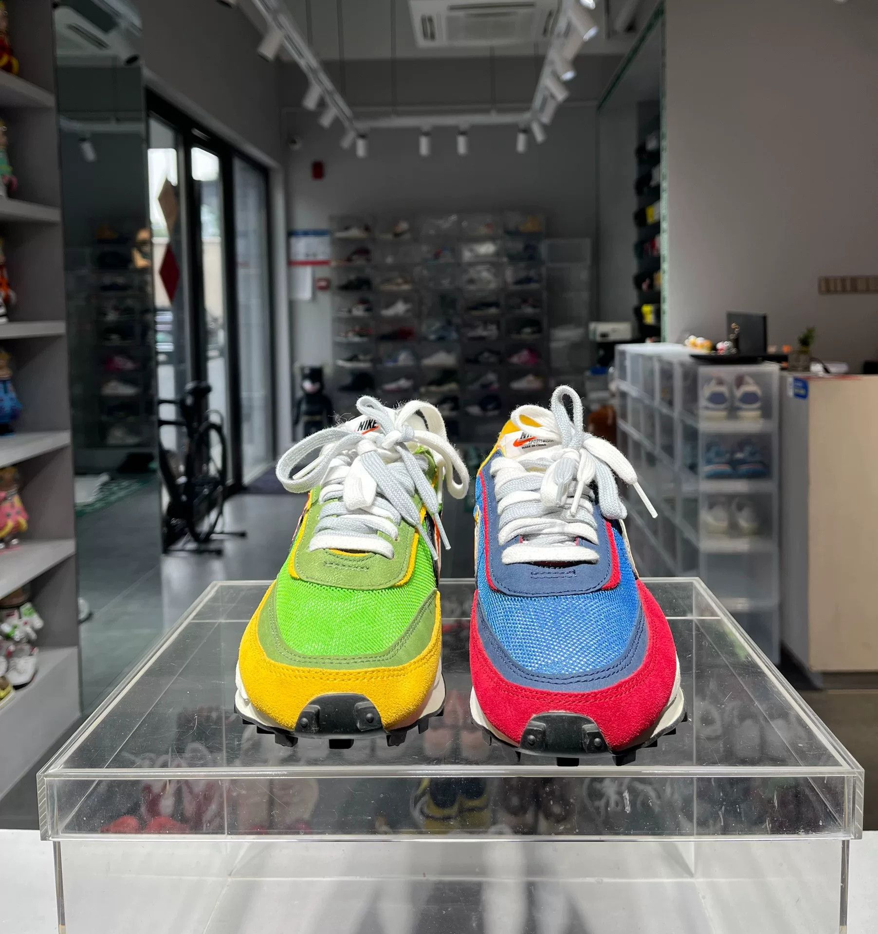 Sacai Sacai Multi Lowtop Sneakers 7.5 Men Size US 7.5 / EU 40-41 - 2 Thumbnail