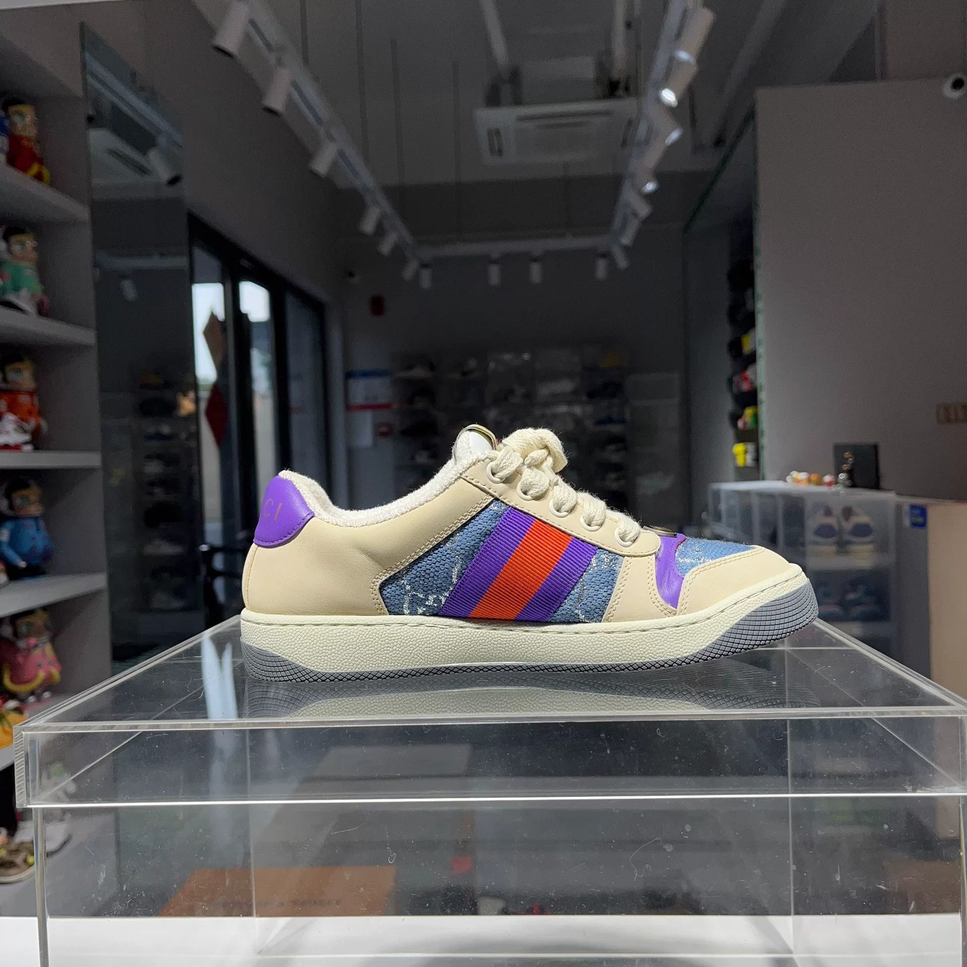 Gucci Gucci Blue Lowtop Sneakers us_5 Women Size US 5 / IT 35 - 4 Thumbnail