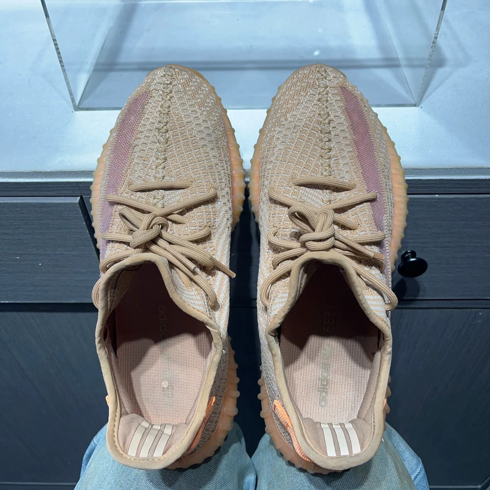 Adidas Adidas YEEZY Lowtop Sneakers 11.5 Men Size US 11.5 / EU 44-45 - 7 Thumbnail