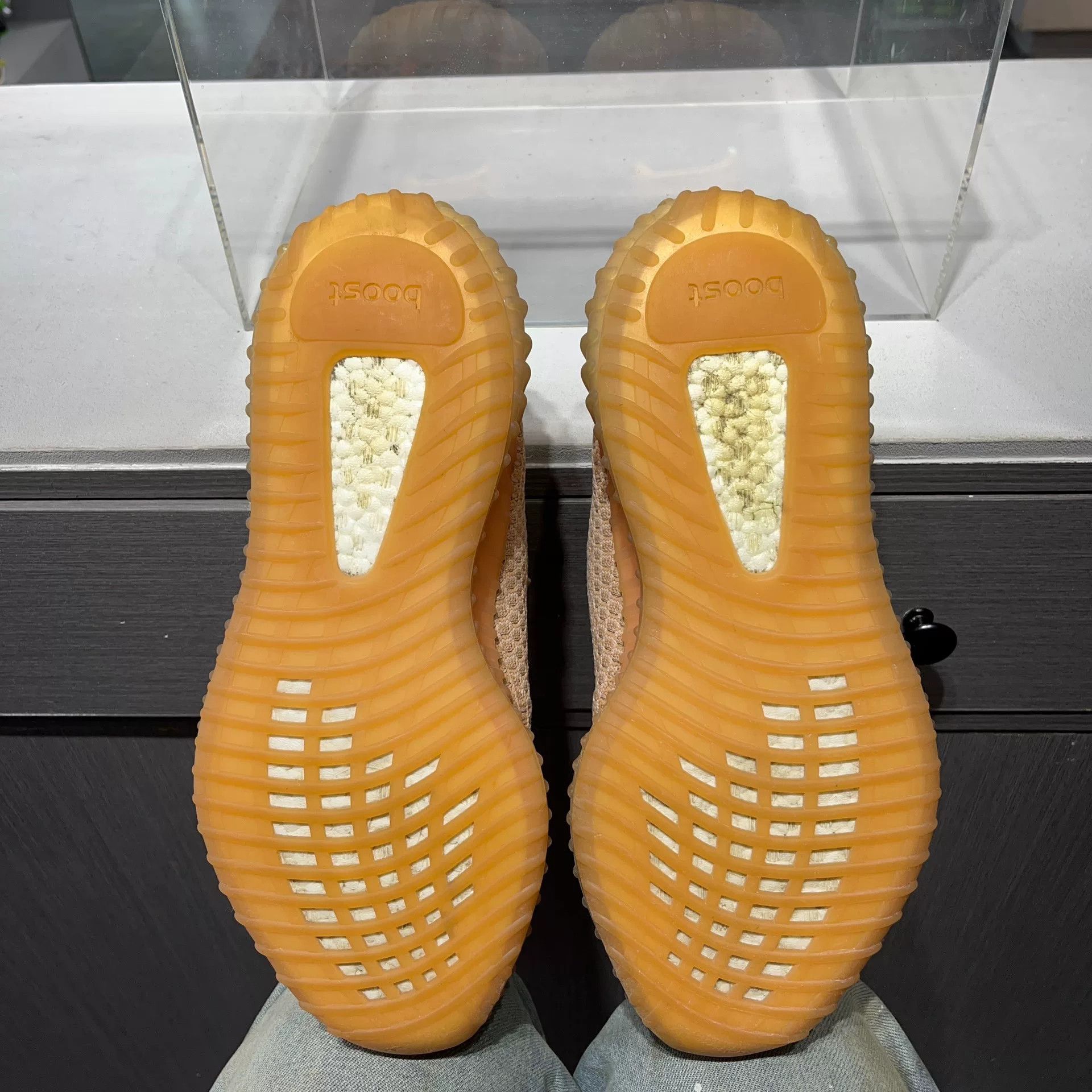 Adidas Adidas YEEZY Lowtop Sneakers 11.5 Men Size US 11.5 / EU 44-45 - 8 Thumbnail