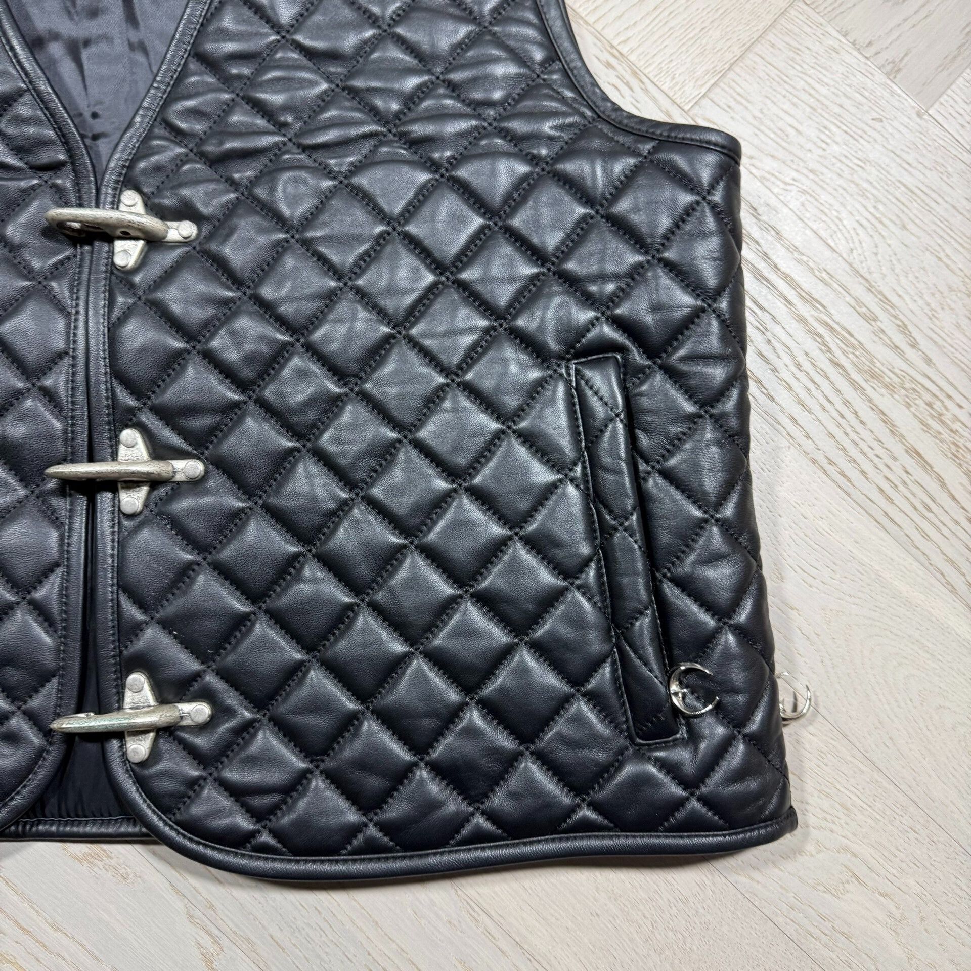 Visvim Thug Club Quilted Leather Vest Size US XL / EU 56 / 4 - 2 Thumbnail