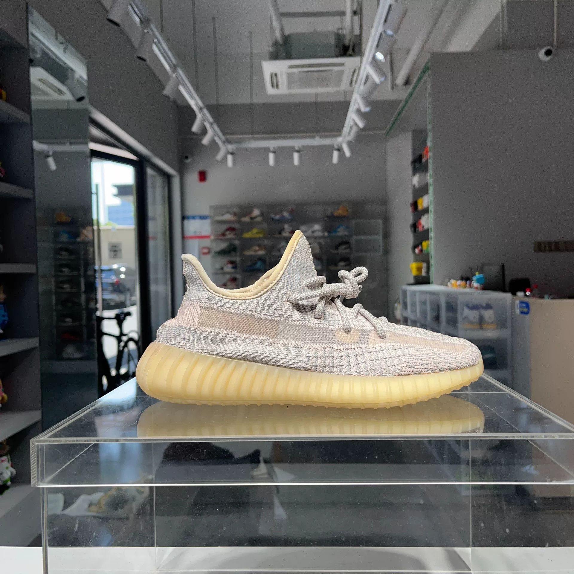 Yeezy Yeezy Pink Lowtop Sneakers 39 Men Size US 6.5 / EU 39-40 - 4 Thumbnail