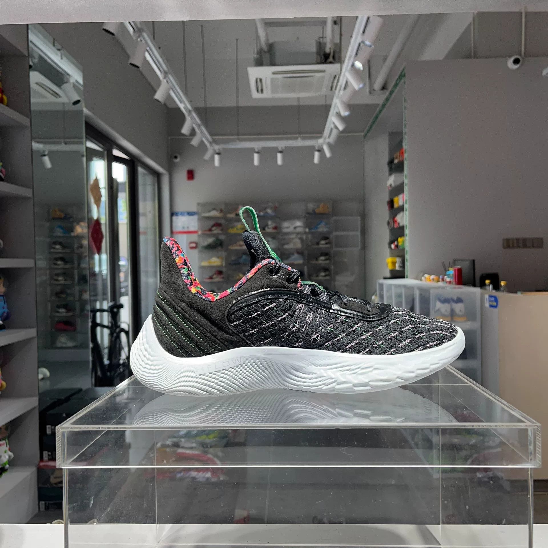 Other Black Lowtop Sneakers 43 Men Size US 10 / EU 43 - 4 Thumbnail