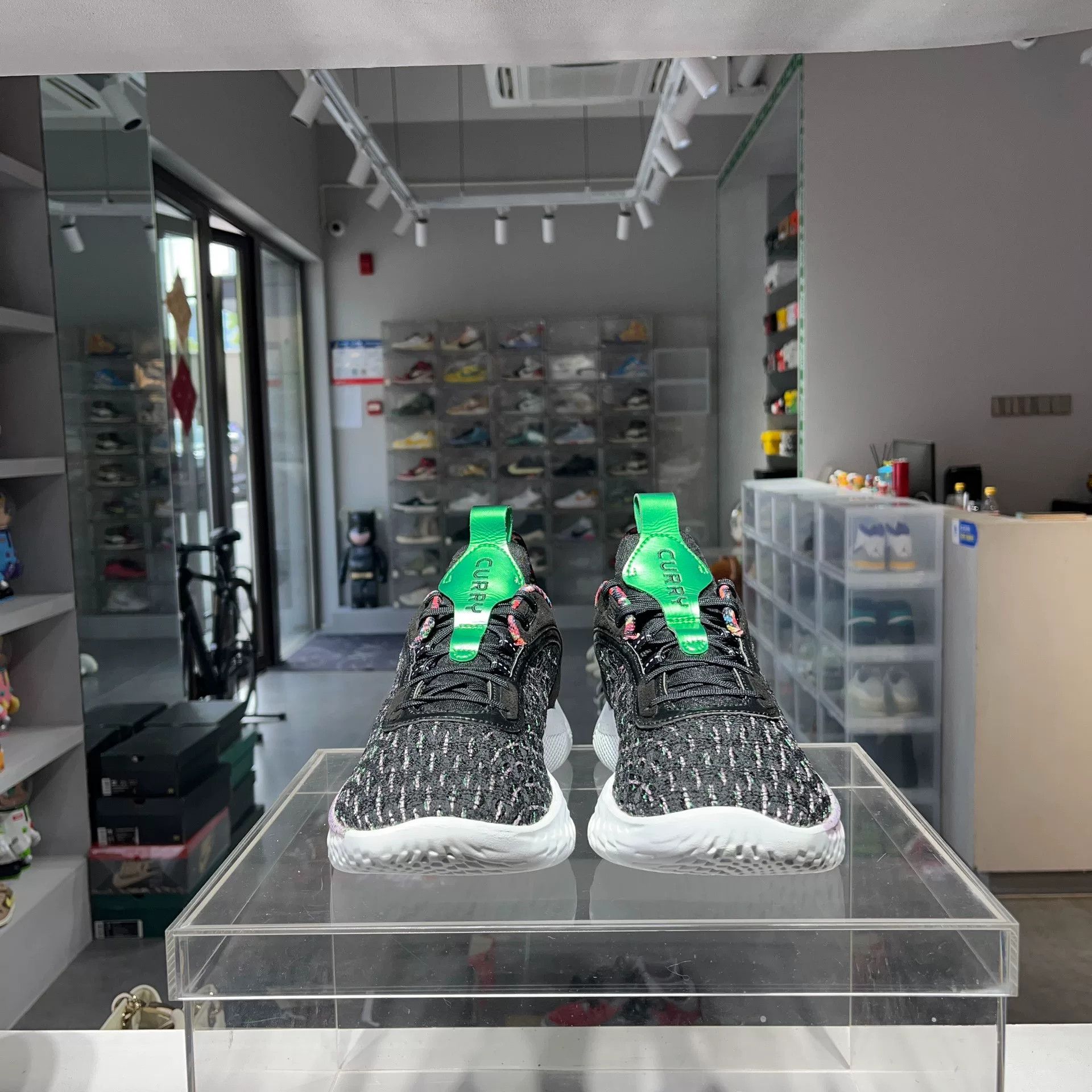Other Black Lowtop Sneakers 43 Men Size US 10 / EU 43 - 2 Thumbnail