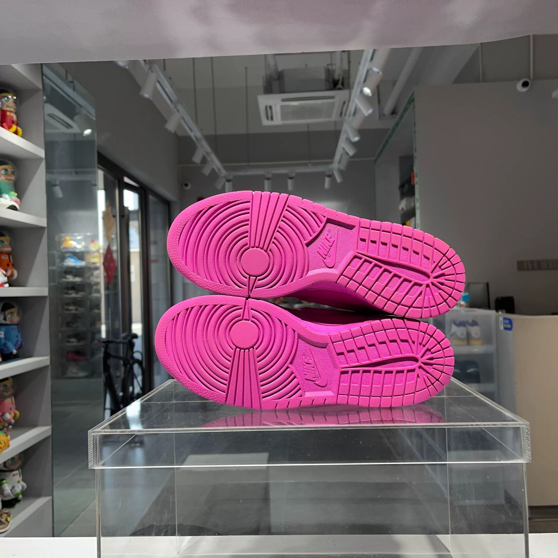 Nike Ambush Pink Lowtop Sneakers 39 Men Size US 6.5 / EU 39-40 - 8 Thumbnail