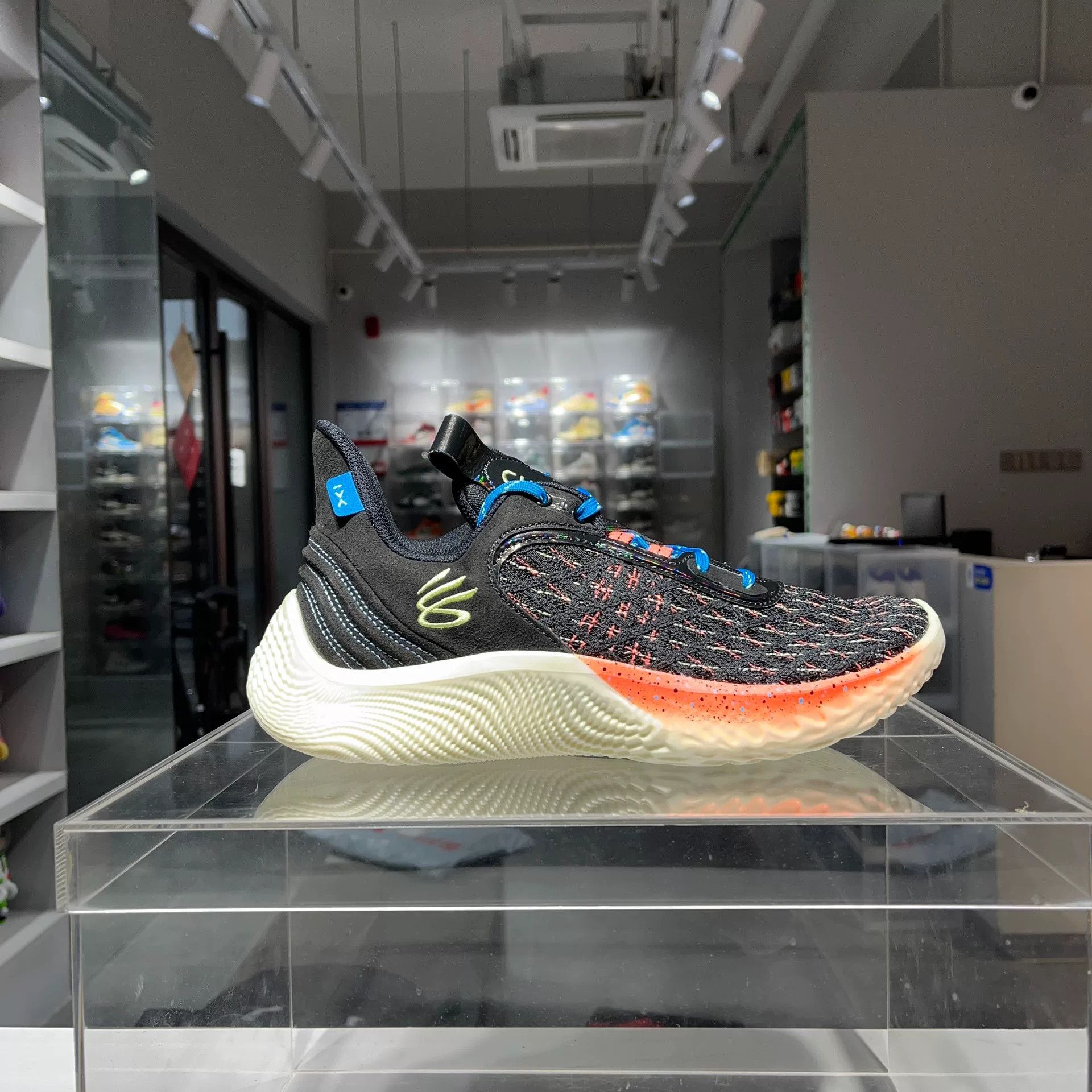 Other Glow Lowtop Sneakers 42 Men Size US 9 / EU 42 - 5 Thumbnail