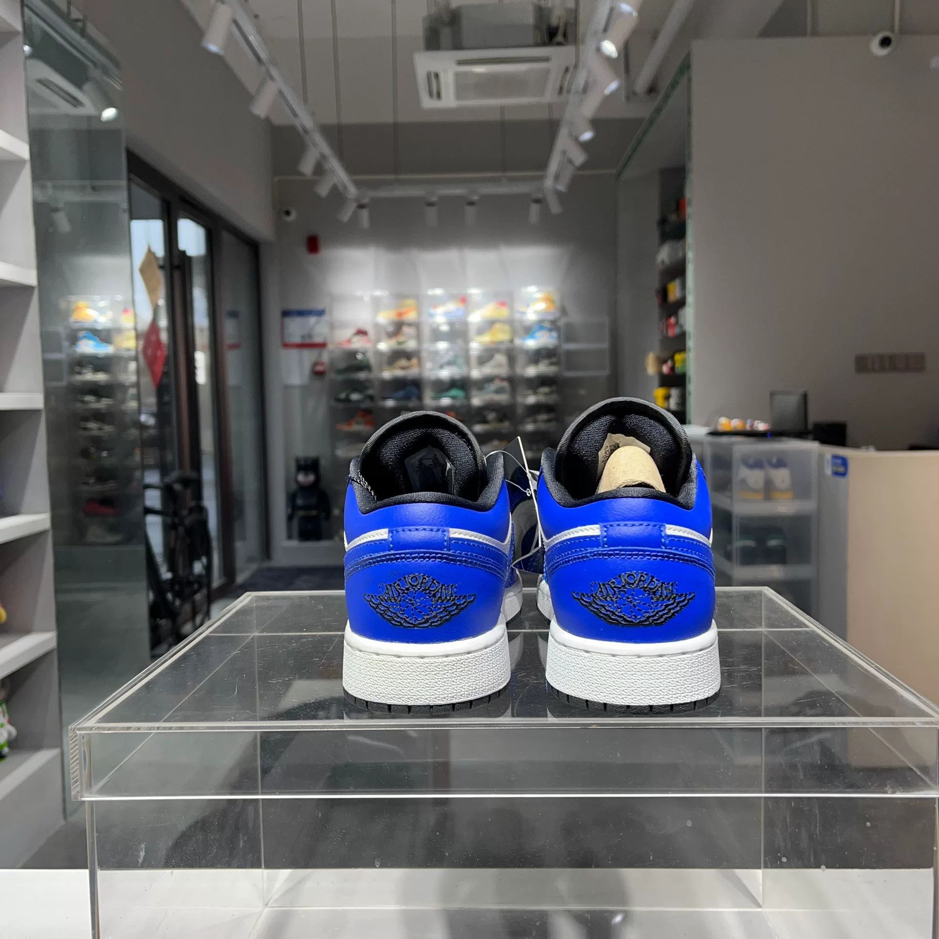 Nike Nike Blue Lowtop Sneakers 36 Men Size US 5 / EU 37 - 3 Thumbnail
