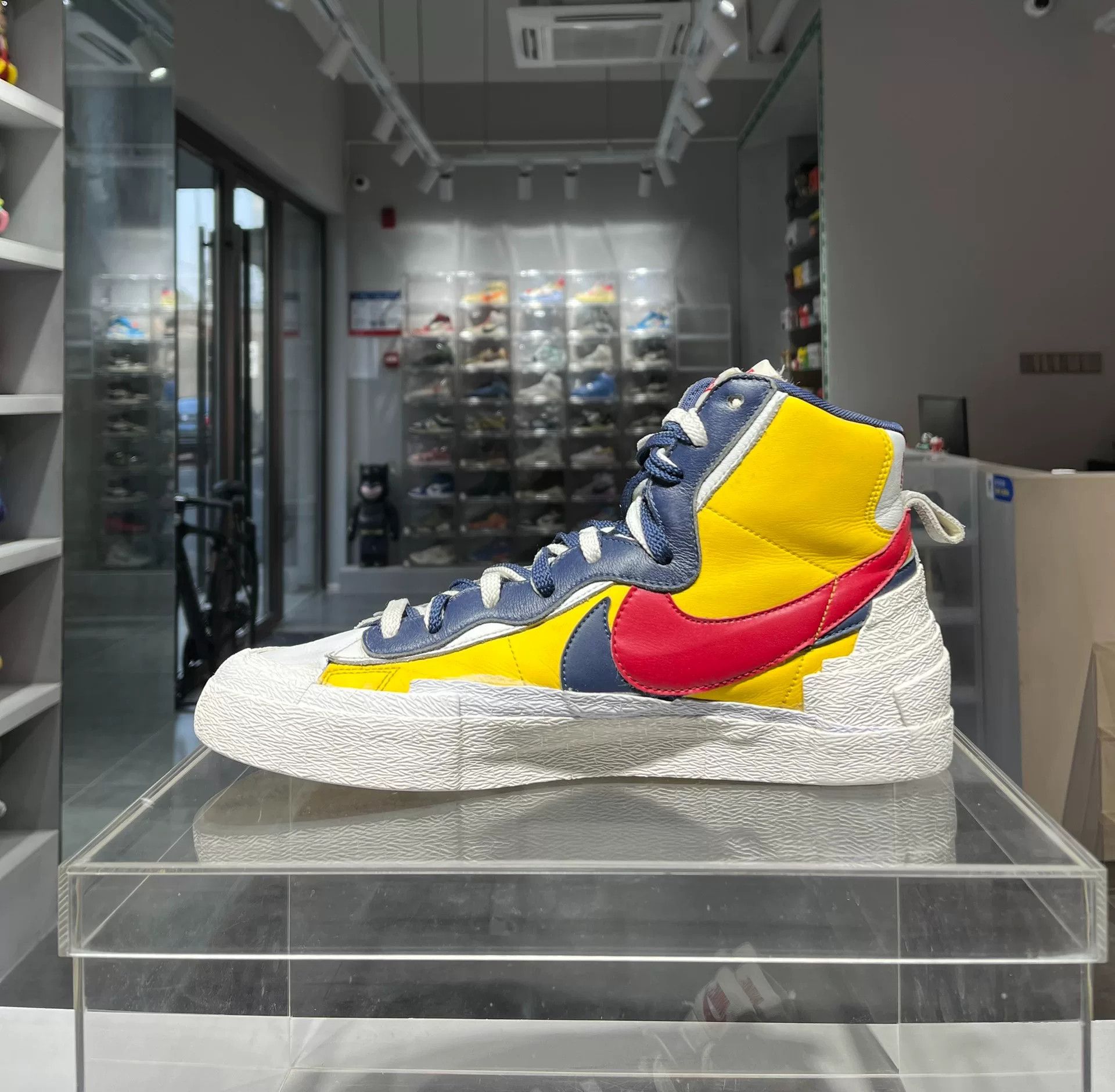 Nike Nike BLAZER Yellow Lowtop Sneakers 45 Men Size US 11.5 / EU 44-45 - 5 Thumbnail