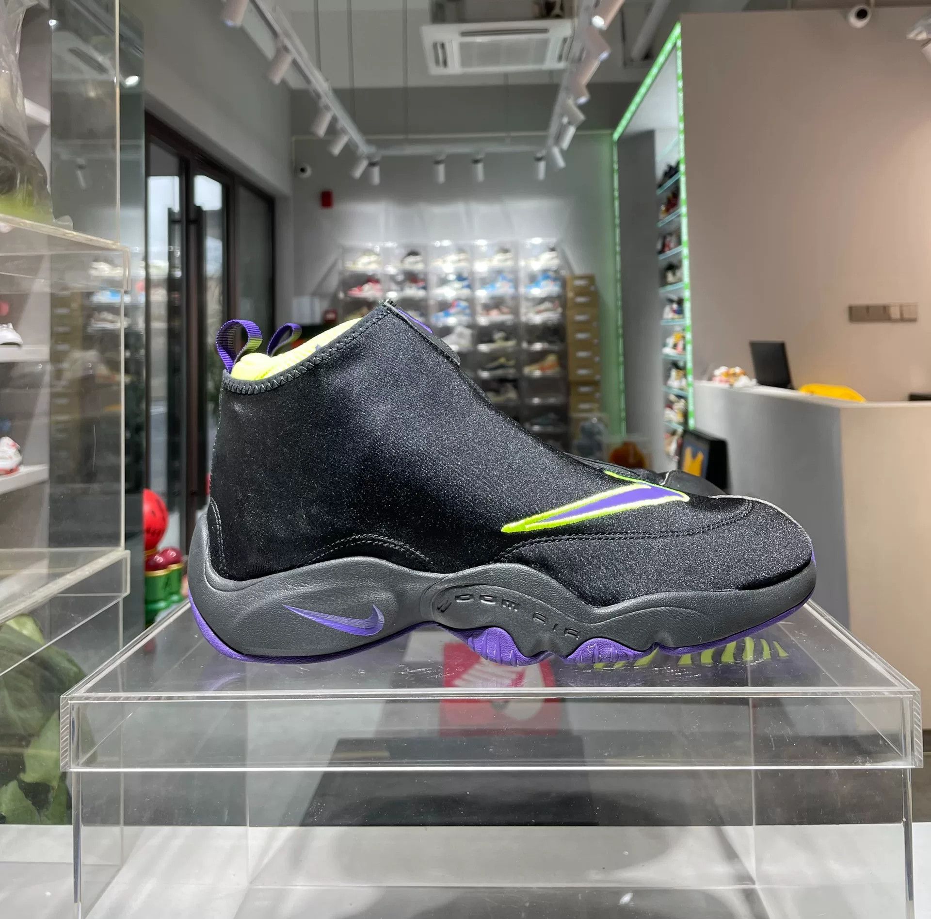 Nike Nike ZOOM FLIGHT98 Purple Lowtop Sneakers 44 Men Size US 10.5 / EU 43-44 - 3 Thumbnail