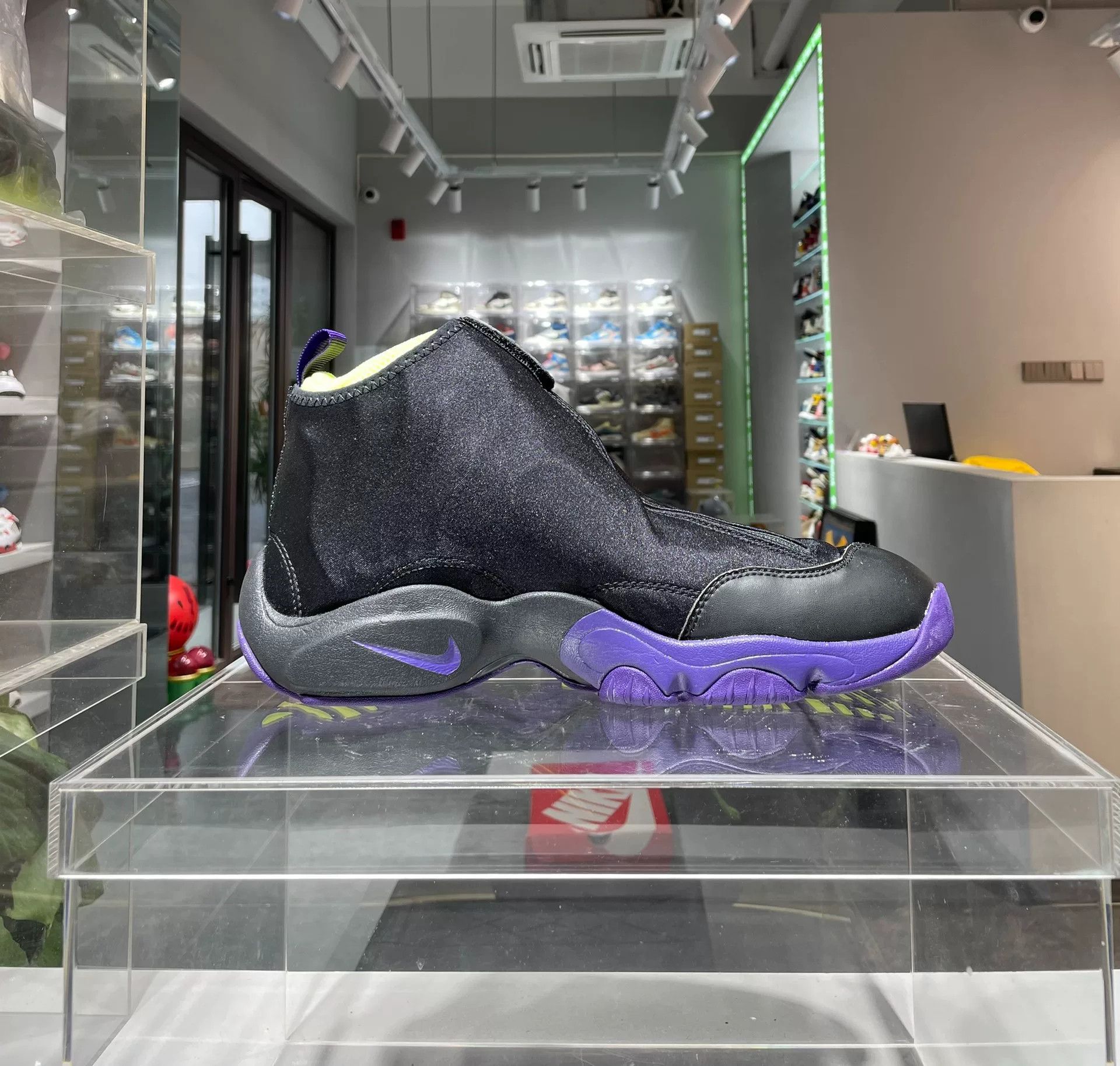 Nike Nike ZOOM FLIGHT98 Purple Lowtop Sneakers 44 Men Size US 10.5 / EU 43-44 - 6 Thumbnail