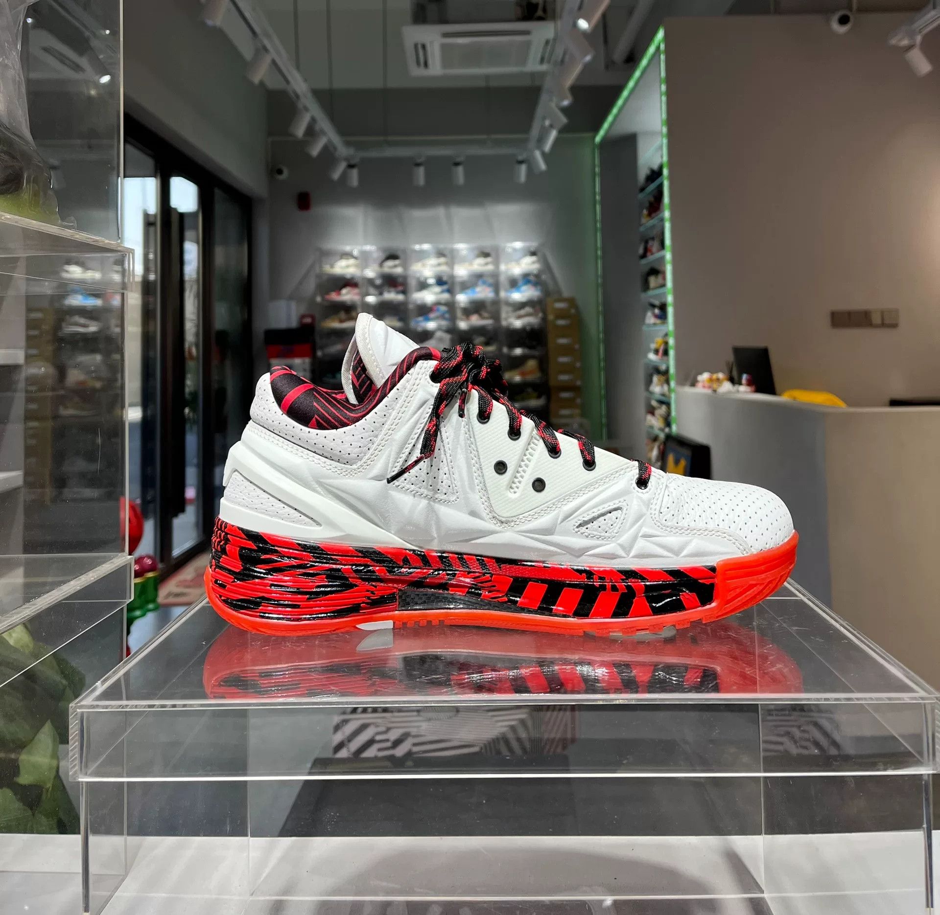 Li-Ning Li-Ning Lowtop Sneakers 43.5 Men Size US 10.5 / EU 43-44 - 6 Thumbnail