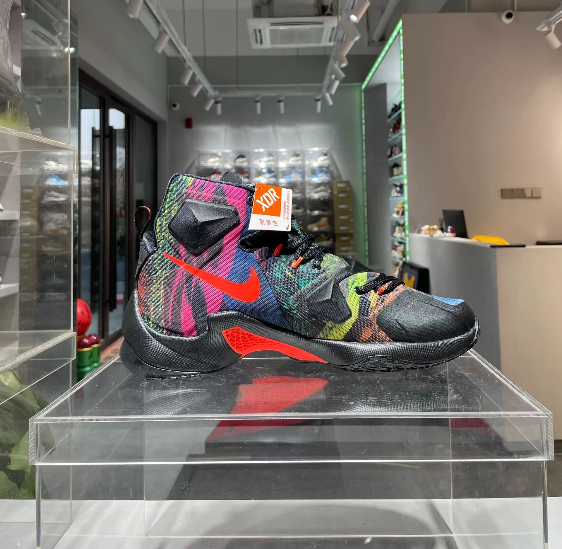 Nike Nike Rainbow Multi Lowtop Sneakers 44 Men Size US 10.5 / EU 43-44 - 6 Thumbnail