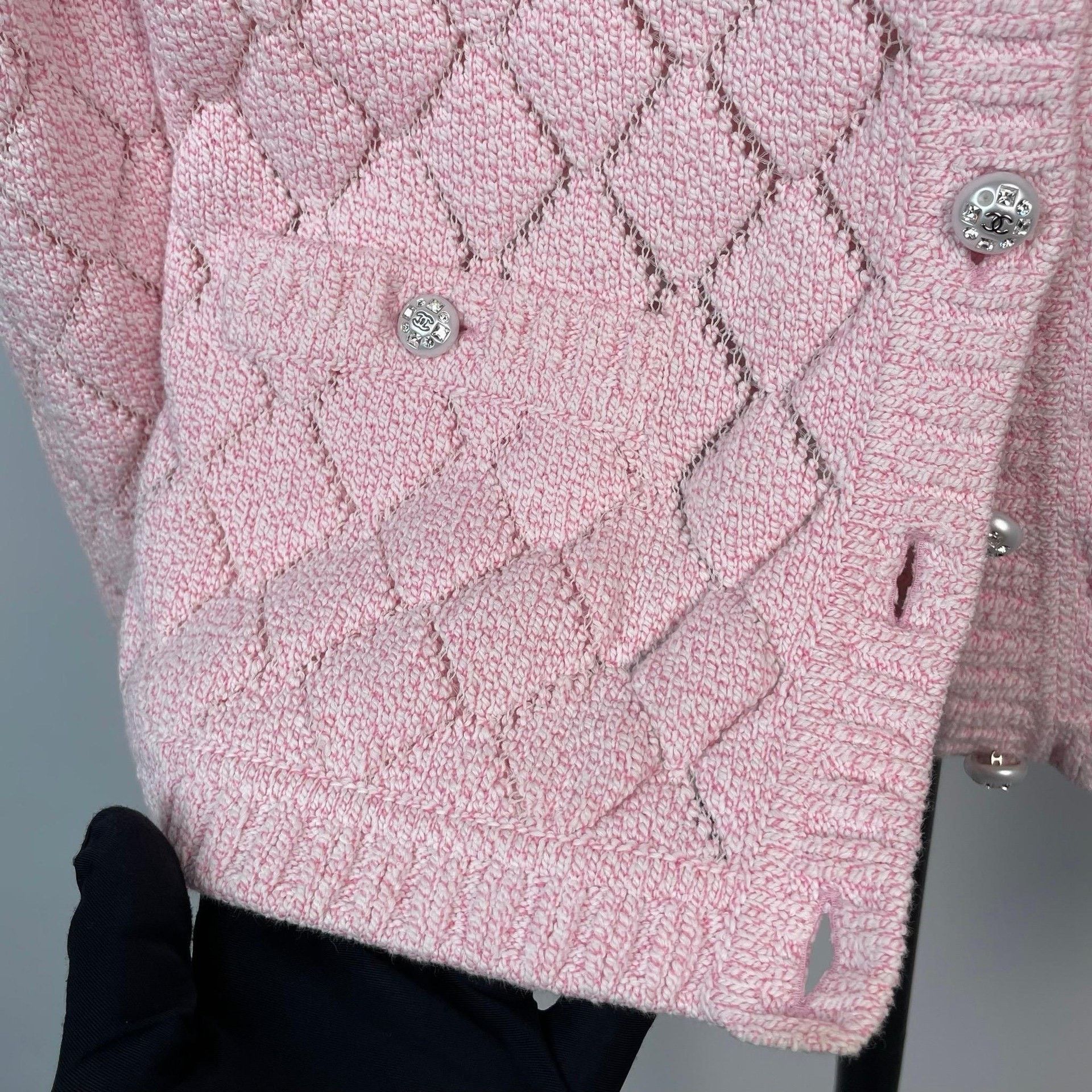 Chanel Chanel Pink Sweater S Women Size S / US 4 / IT 40 - 3 Thumbnail