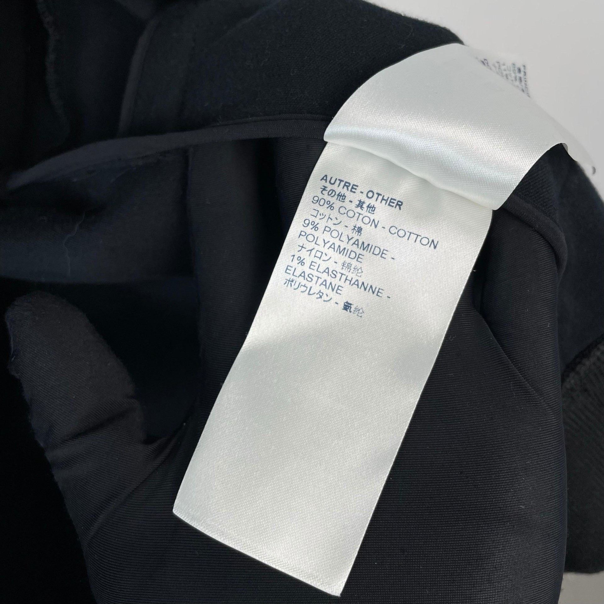 Louis Vuitton Louis Vuitton Black Light Jacket S Men Size US S / EU 44-46 / 1 - 9 Thumbnail
