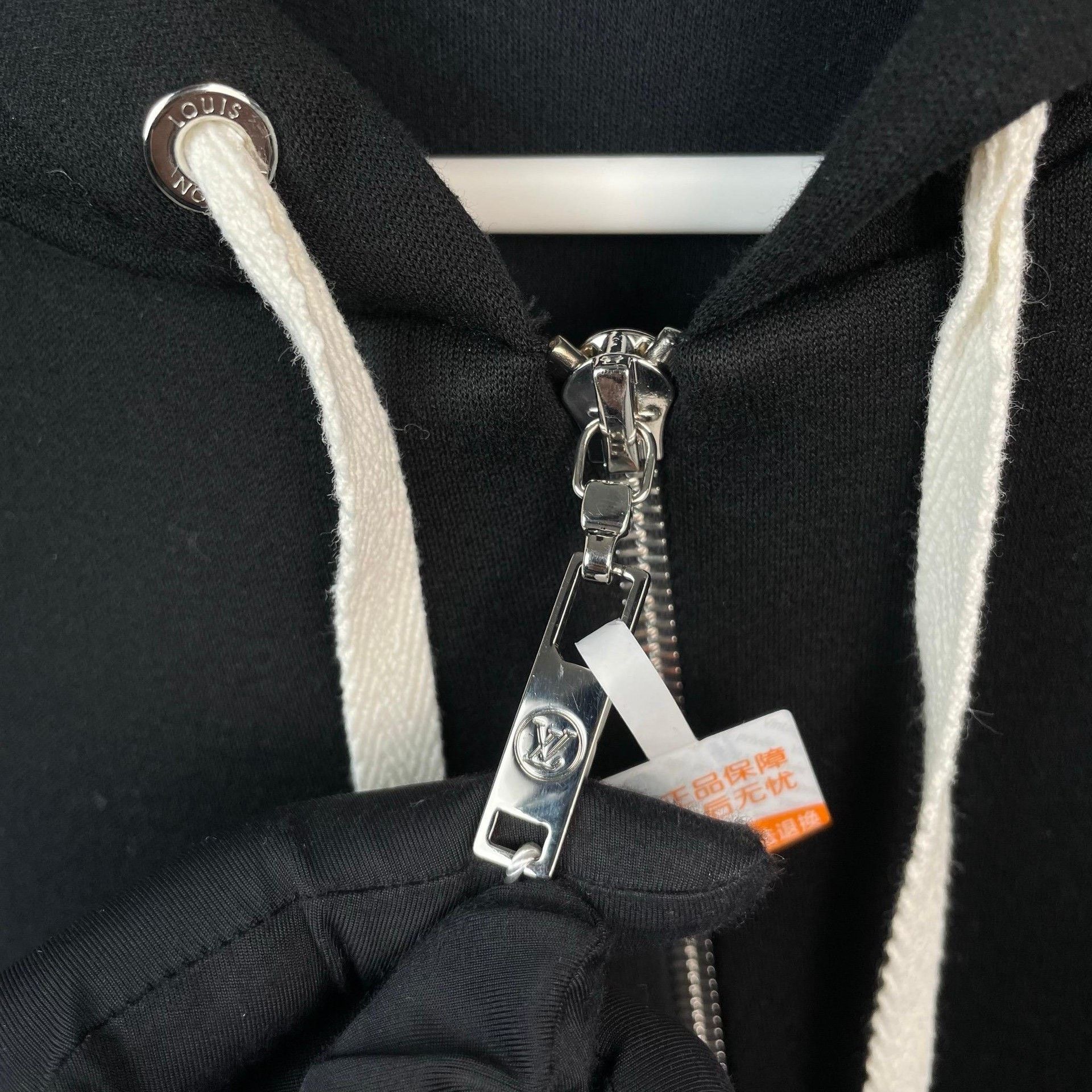 Louis Vuitton Louis Vuitton Black Light Jacket S Men Size US S / EU 44-46 / 1 - 4 Thumbnail