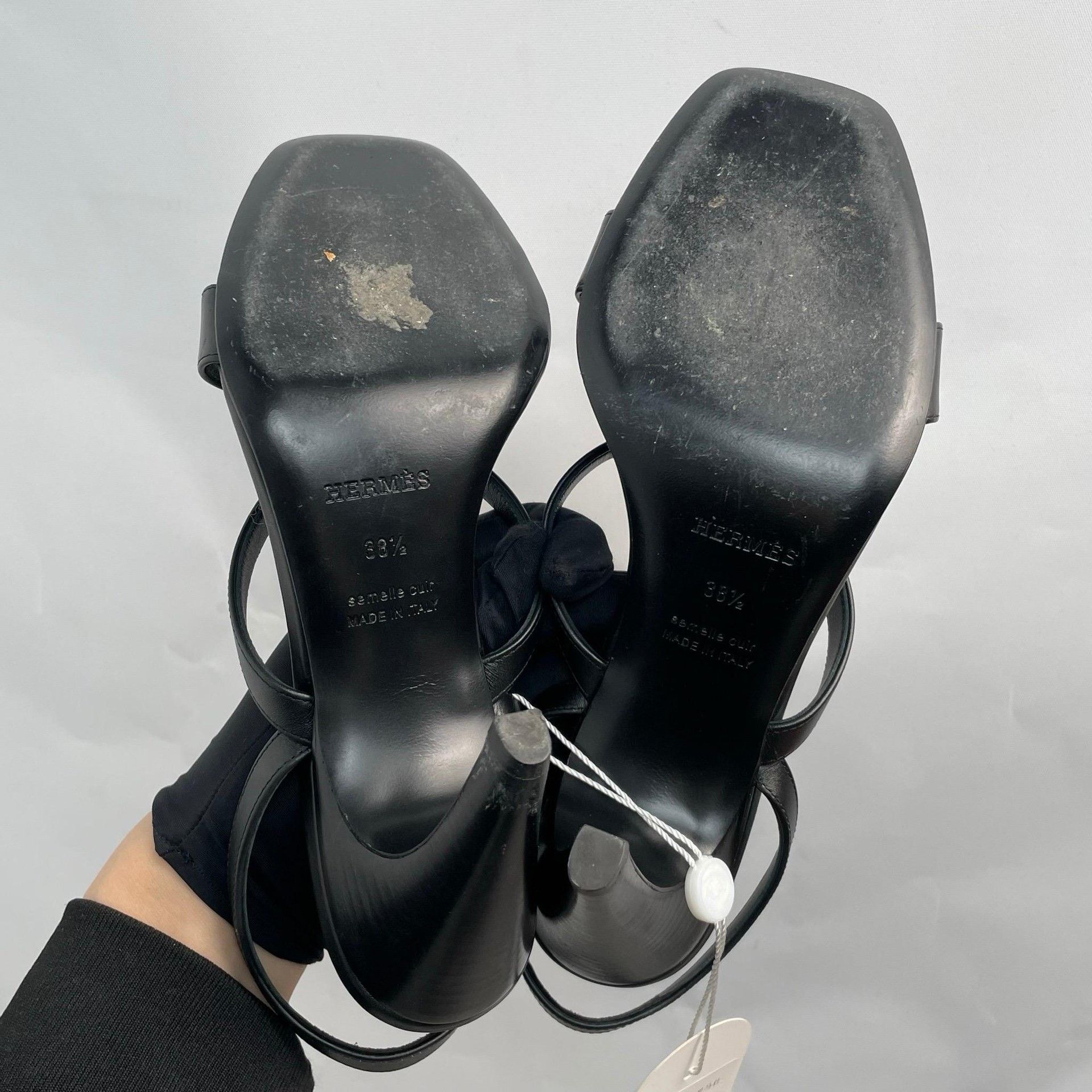 Hermes Hermes Silver Sandals 38.5 Women Size US 7.5 / IT 37.5 - 5 Thumbnail