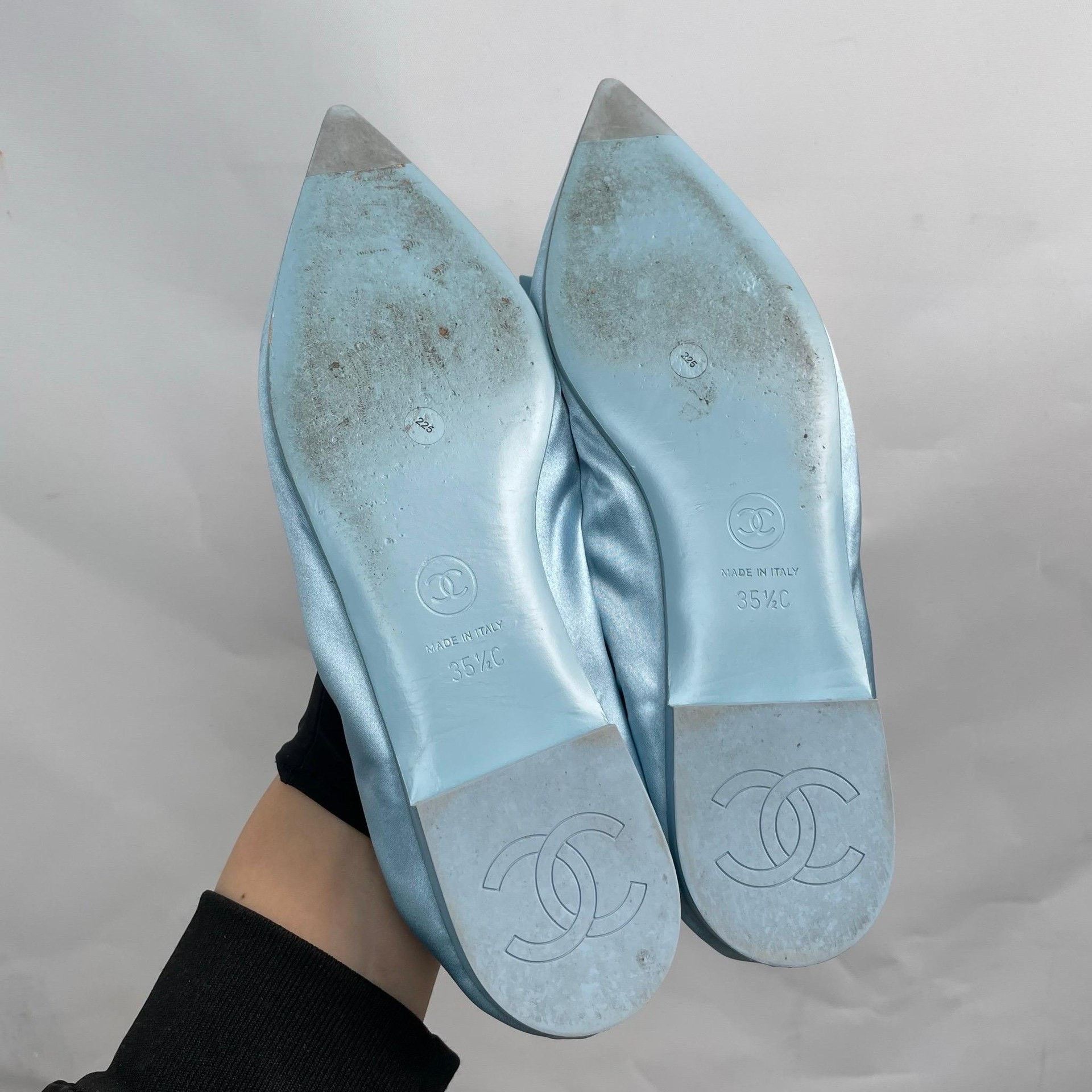 Chanel Chanel Blue Lowtop Sneakers 35 Women Size US 5 / IT 35 - 3 Thumbnail