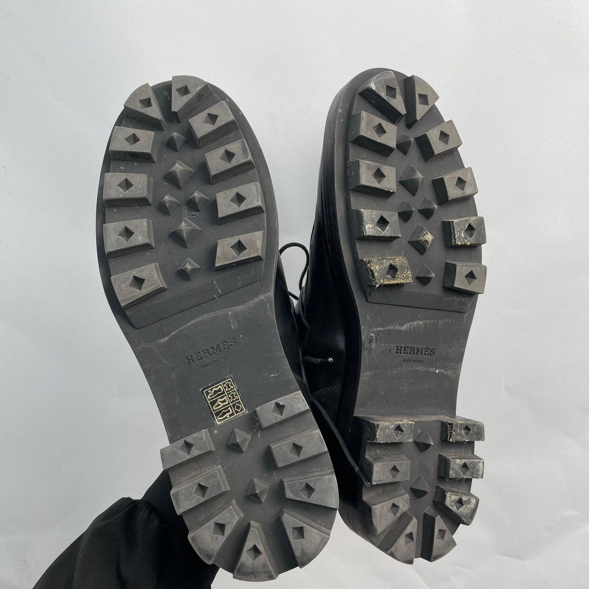 Hermes Hermes Silver Lowtop Sneakers 42 Men Size US 9 / EU 42 - 5 Thumbnail