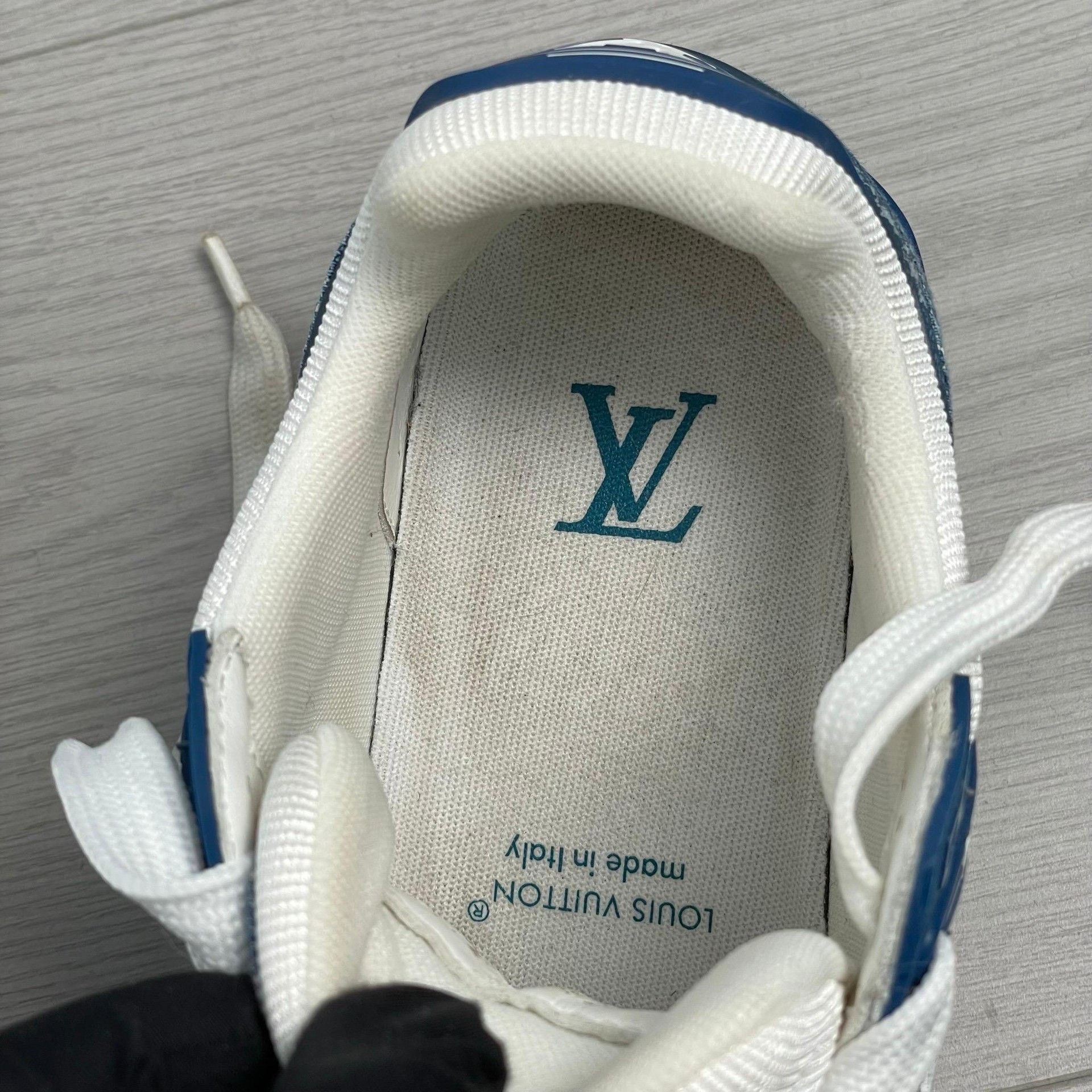 Louis Vuitton Louis Vuitton Denim Blue Lowtop Sneakers S Men Size US 10 / EU 43 - 8 Thumbnail