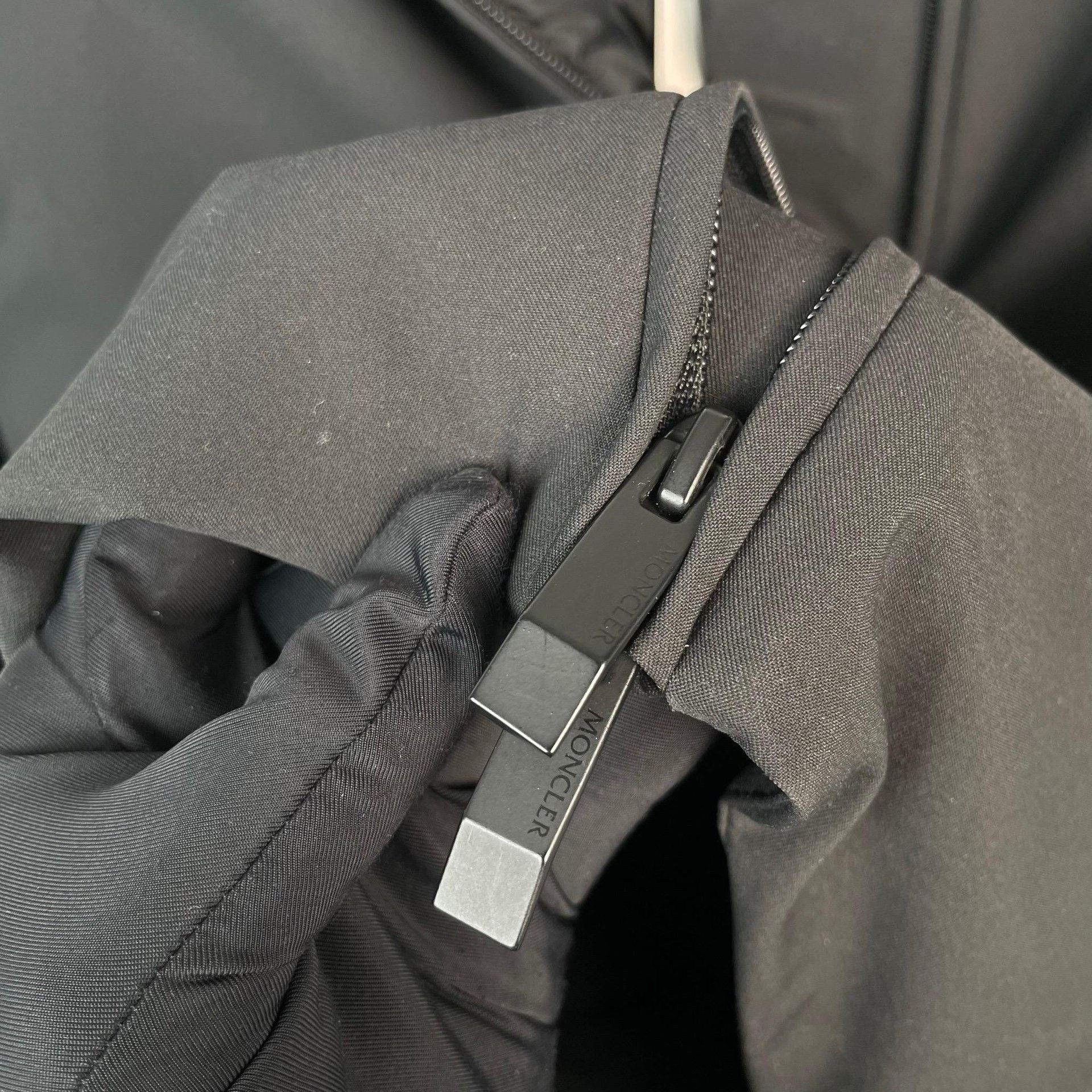 Moncler Moncler Black Heavy Coat 5 Men Size US XS / EU 42 / 0 - 5 Thumbnail