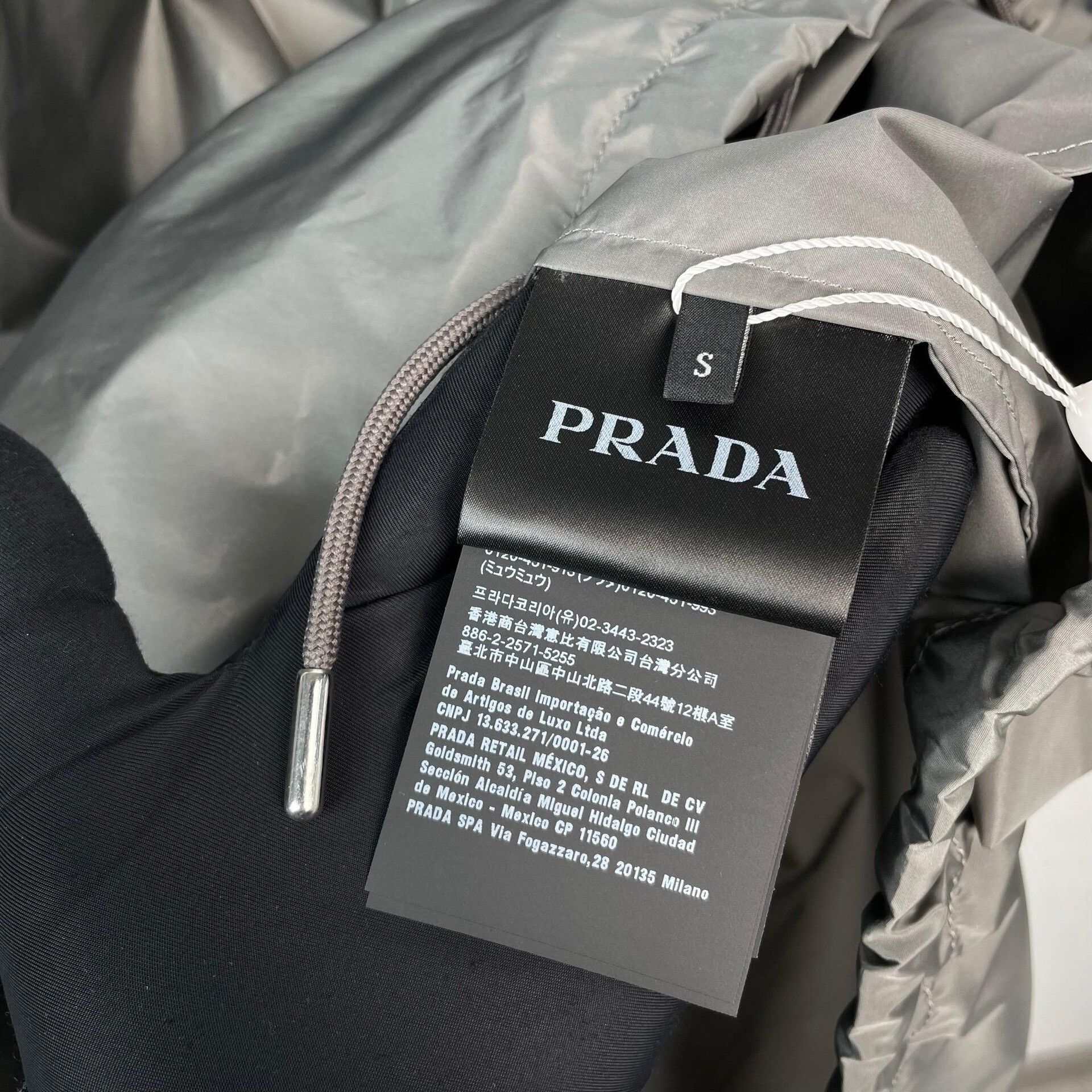 Prada Prada Gray Light Jacket S Men Size US S / EU 44-46 / 1 - 6 Thumbnail