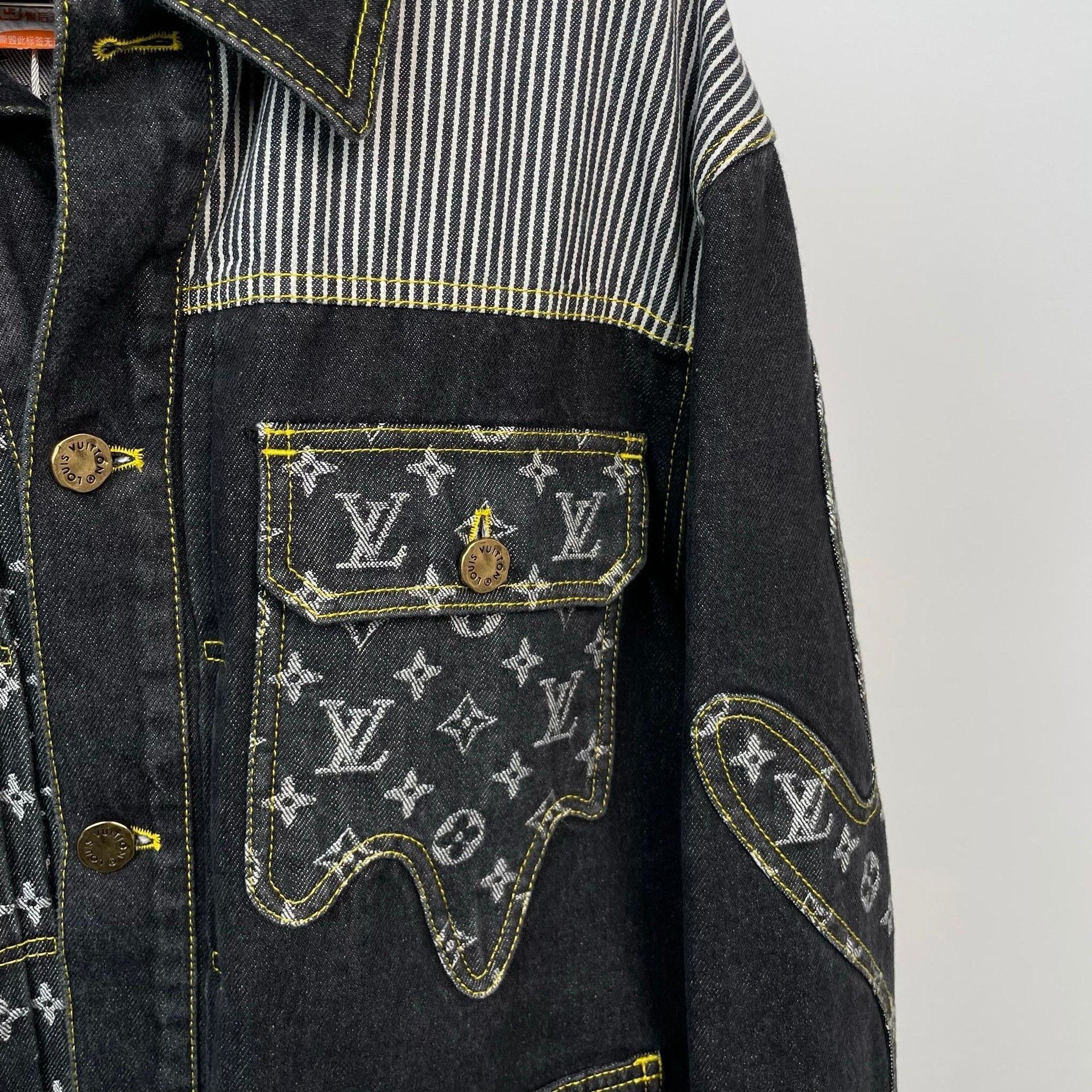 Louis Vuitton Louis Vuitton Blue Light Jacket 46 Men Size US L / EU 52-54 / 3 - 9 Thumbnail