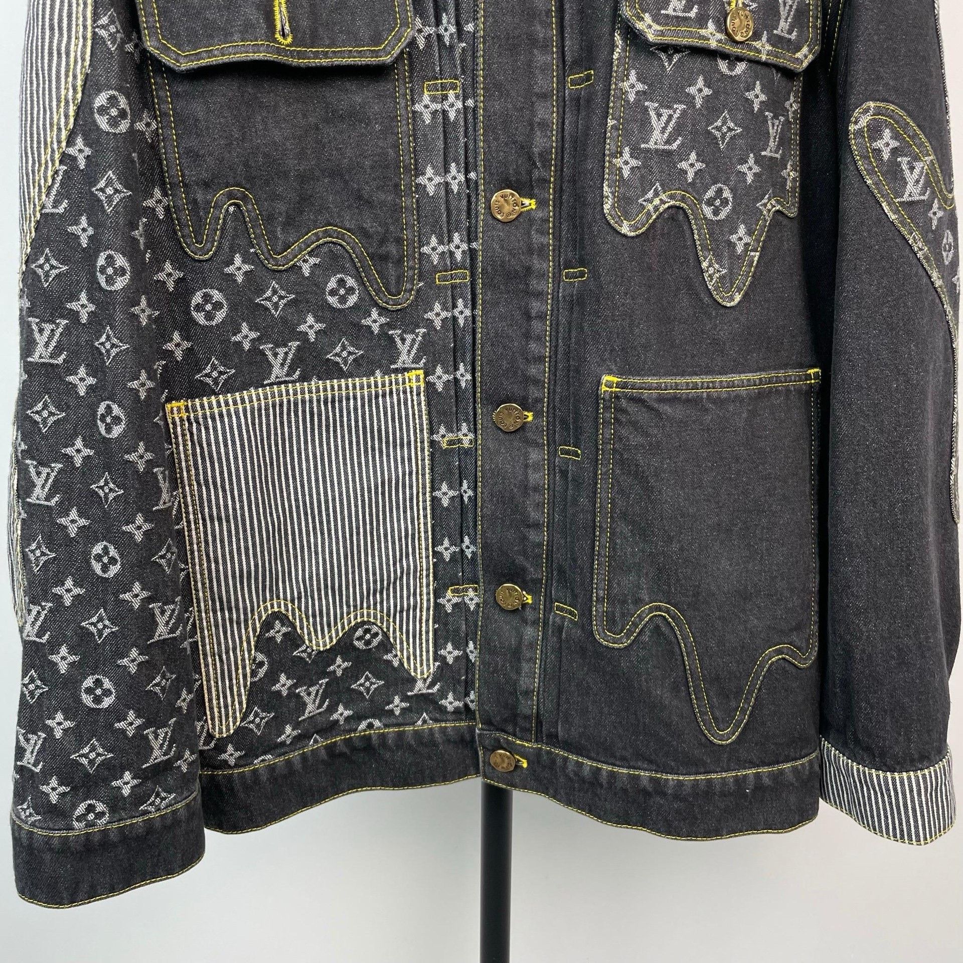 Louis Vuitton Louis Vuitton Blue Light Jacket 46 Men Size US L / EU 52-54 / 3 - 4 Thumbnail