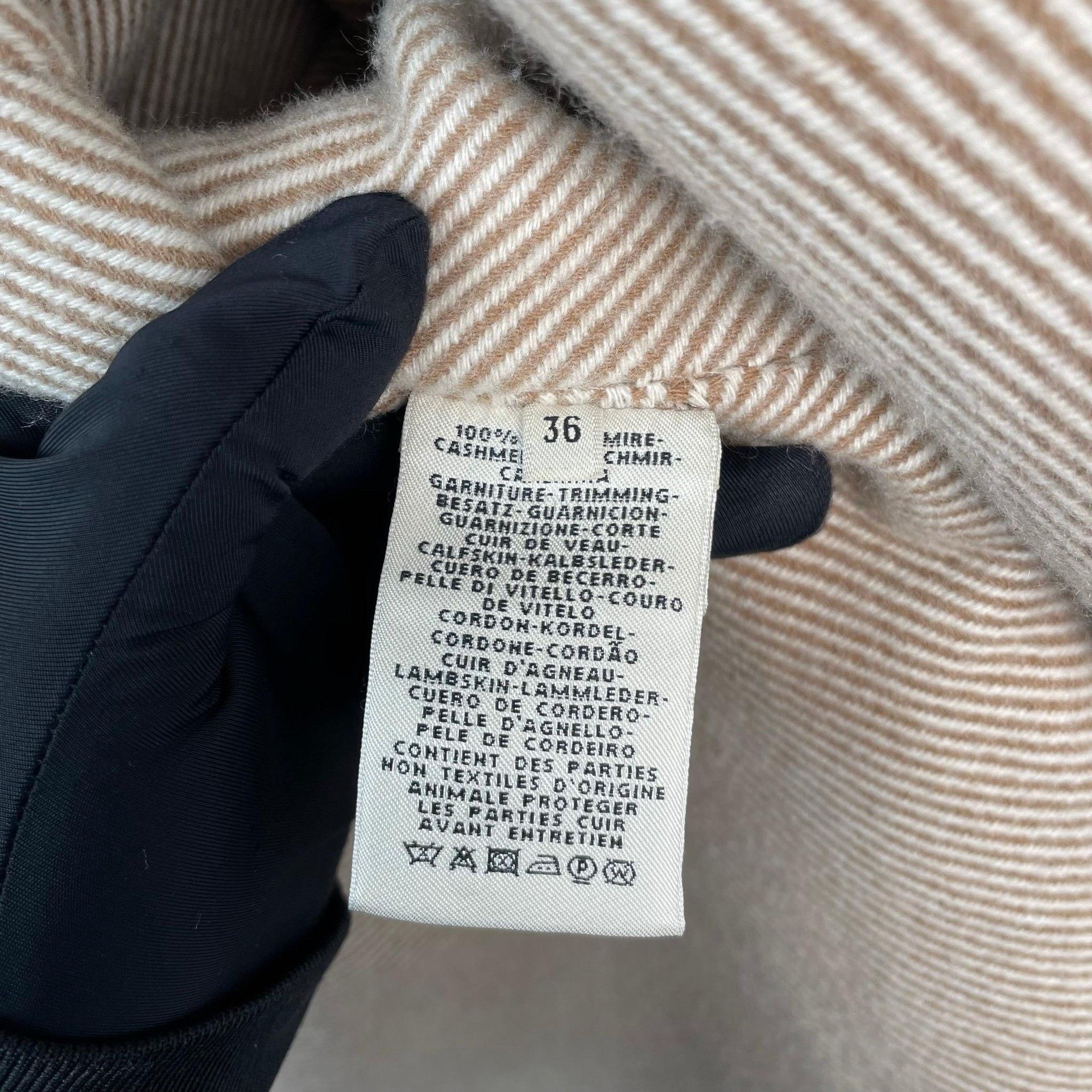 Hermes Hermes Plaid Beige Coat M Women Size M / US 6-8 / IT 42-44 - 8 Thumbnail