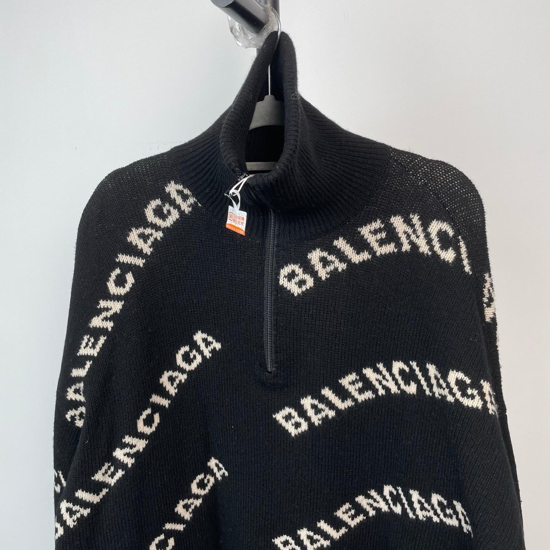 Balenciaga Balenciaga Black Sweater XS Men Size US XS / EU 42 / 0 - 4 Thumbnail