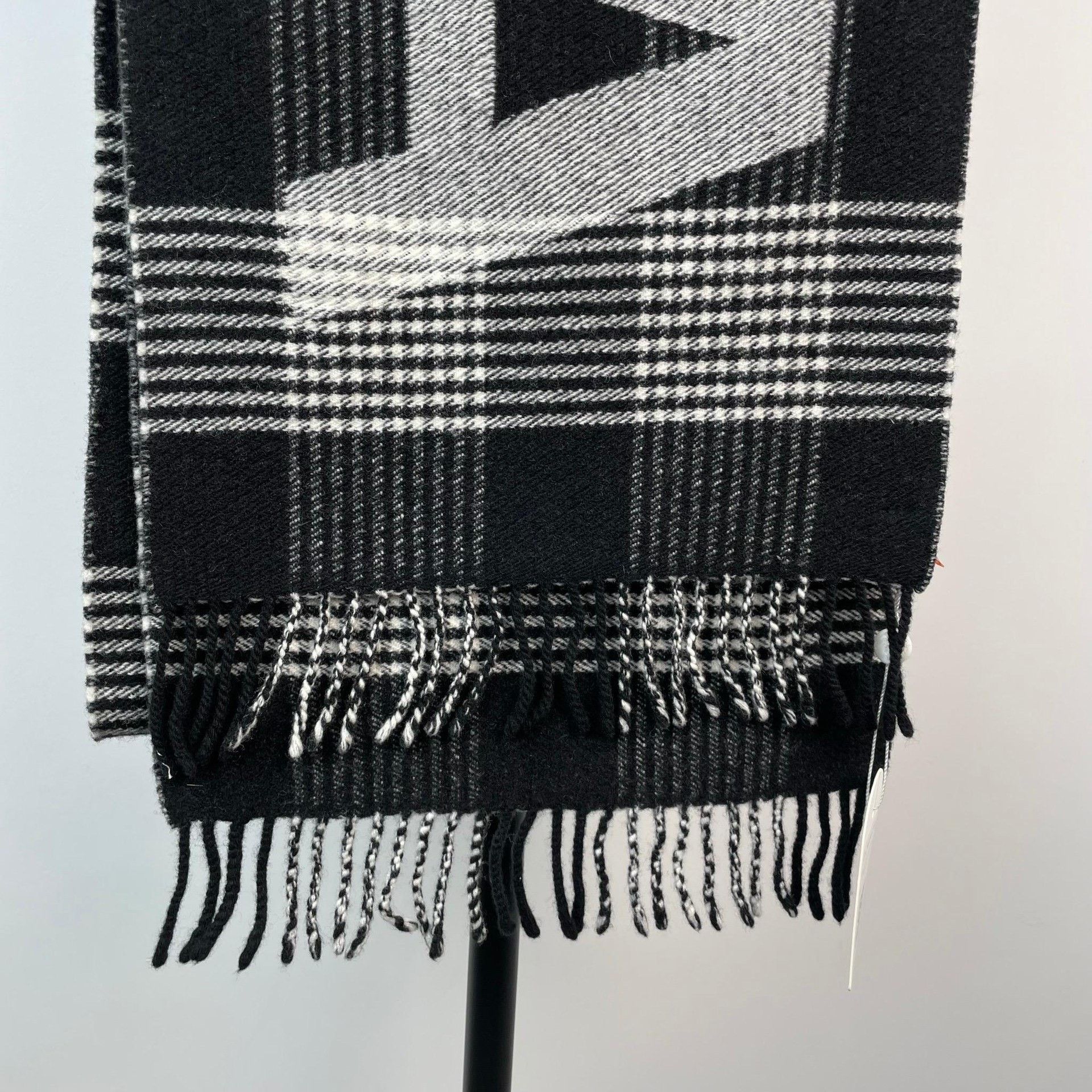 Balenciaga Balenciaga Multi Scarf 35 Men Size ONE SIZE - 4 Thumbnail
