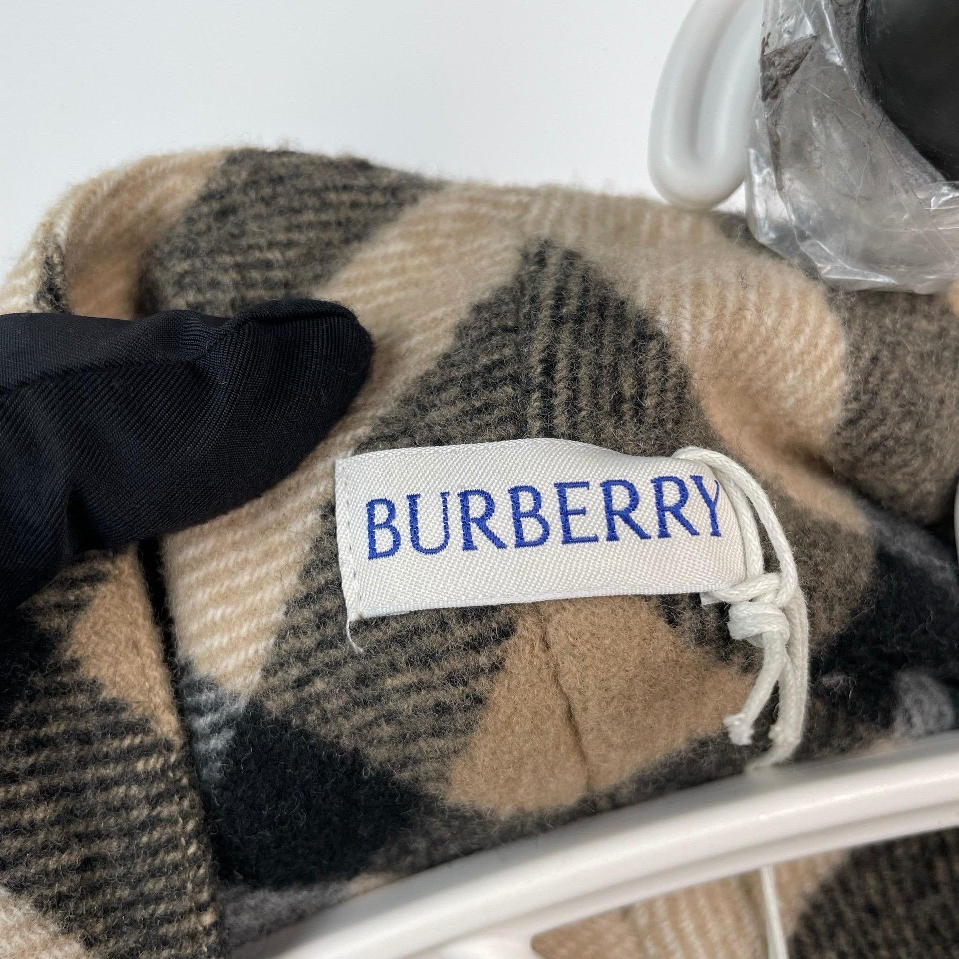 Burberry Burberry Beige Scarf XS Men Size ONE SIZE - 7 Thumbnail
