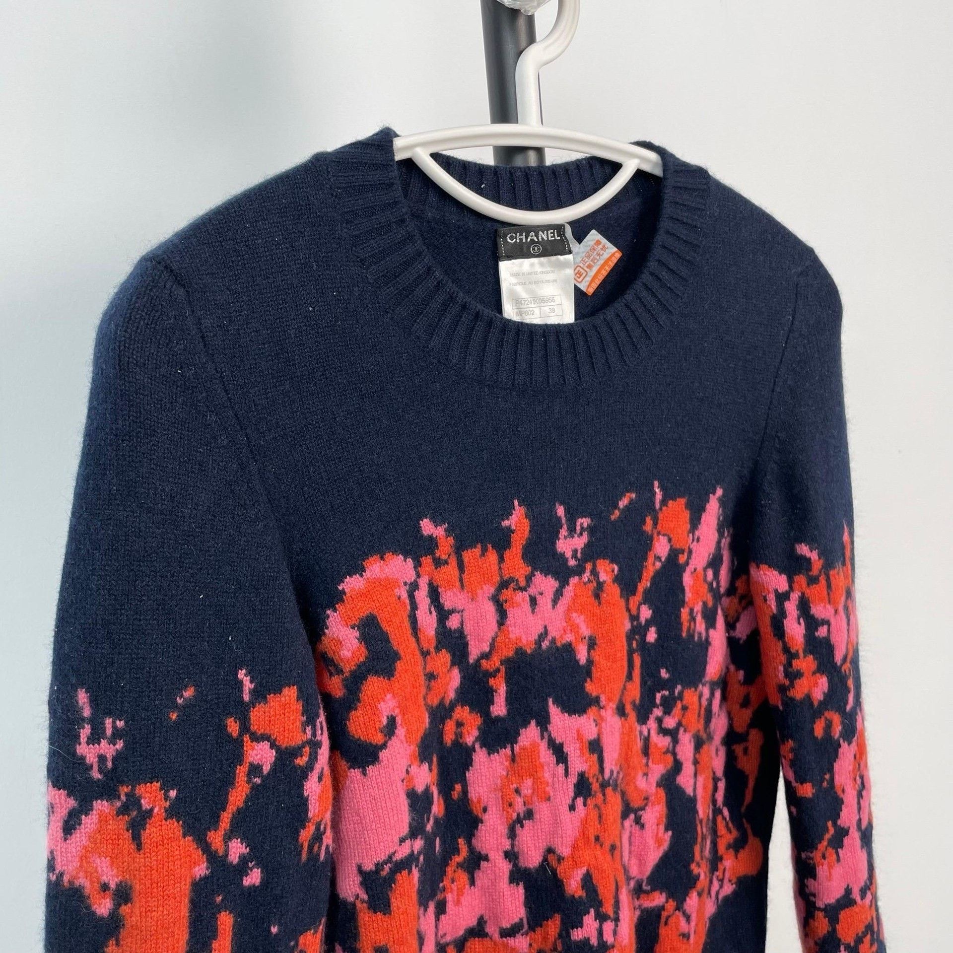 Chanel Chanel Multi Sweater 38 Women Size S / US 4 / IT 40 - 4 Thumbnail