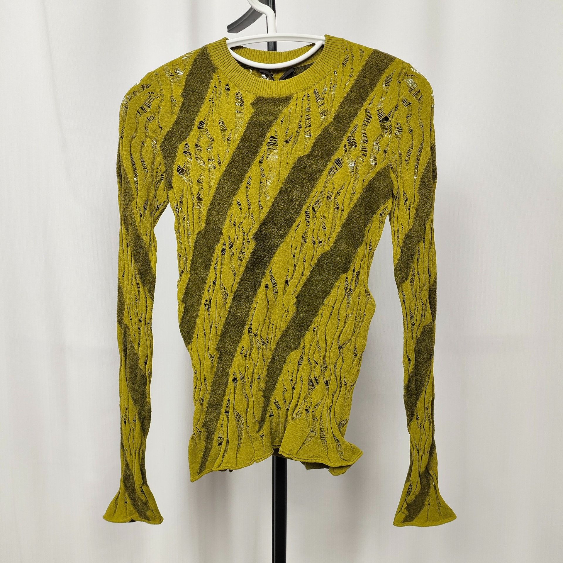 Louis Vuitton Louis Vuitton Green Sweater XS Women Size XS / US 0-2 / IT 36-38 - 7 Thumbnail