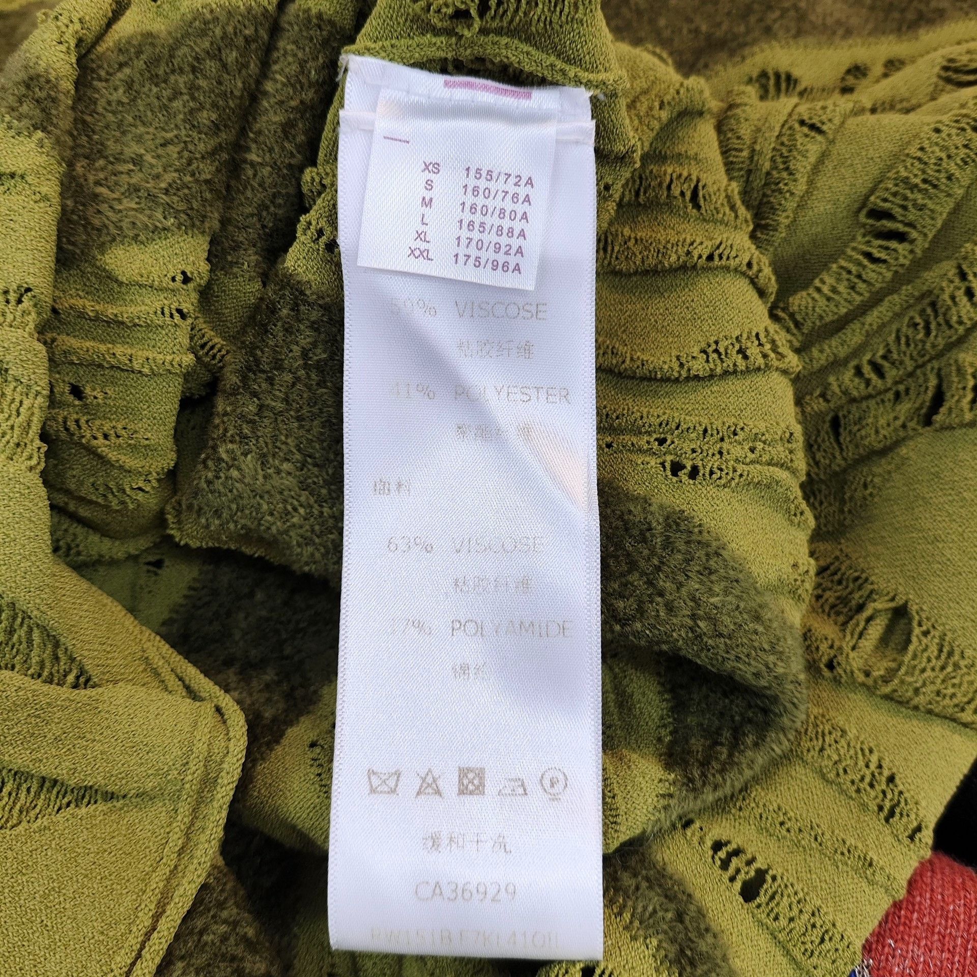 Louis Vuitton Louis Vuitton Green Sweater XS Women Size XS / US 0-2 / IT 36-38 - 6 Thumbnail