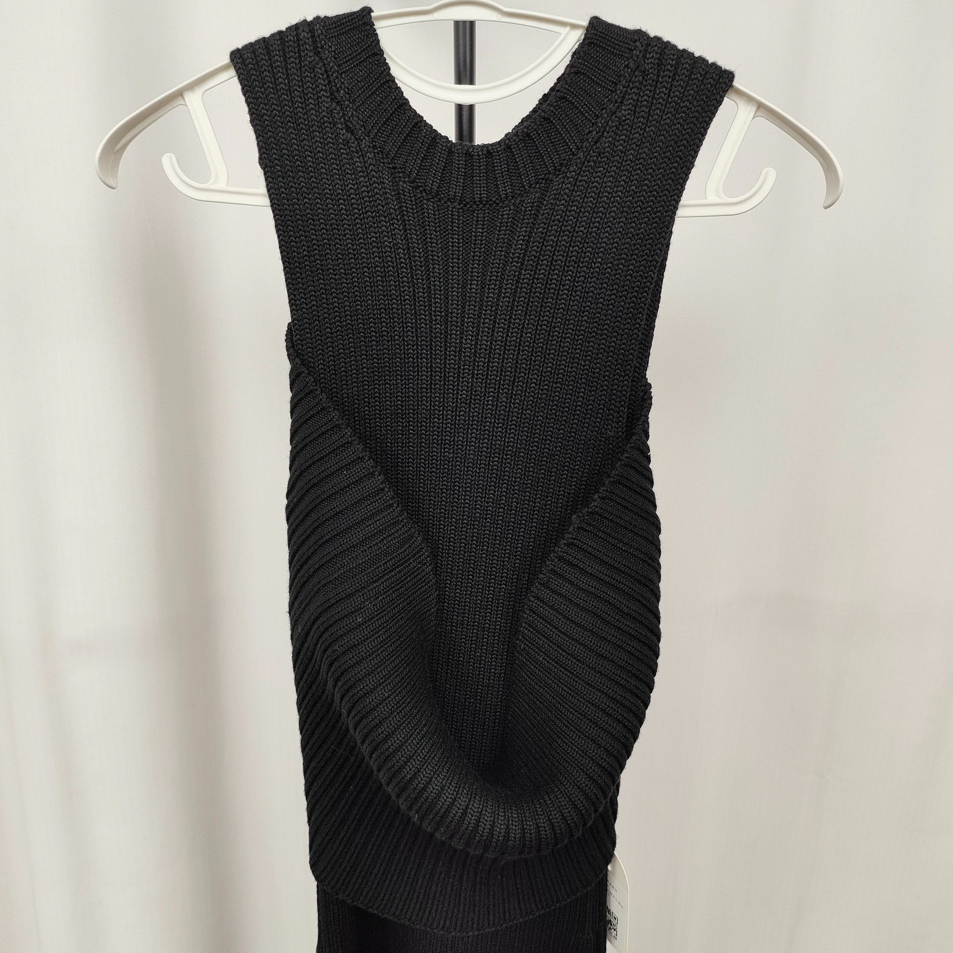 Louis Vuitton Louis Vuitton Black Sweater XS Women Size XS / US 0-2 / IT 36-38 - 2 Thumbnail