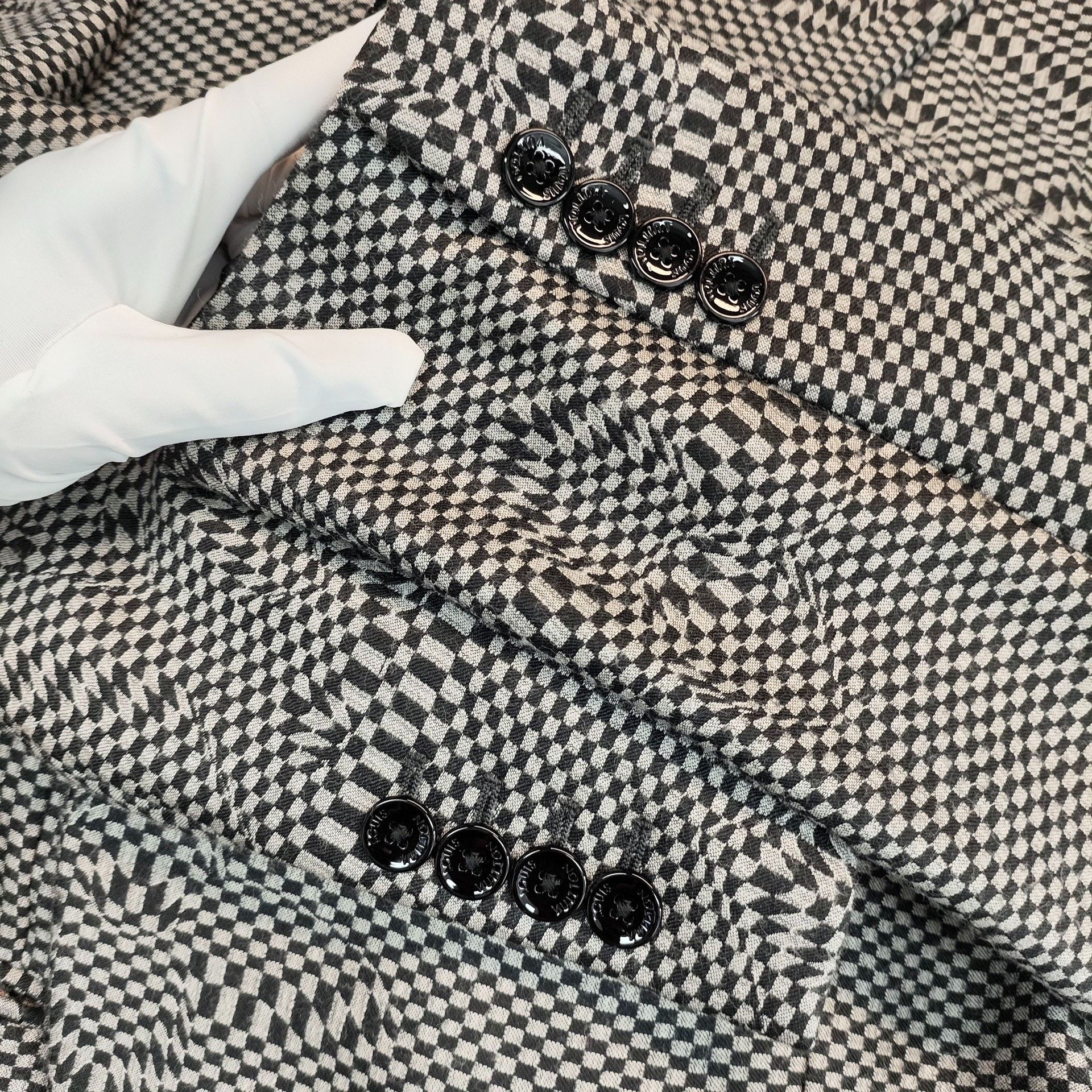 Louis Vuitton Louis Vuitton Suit XS Men Size 40R - 5 Thumbnail