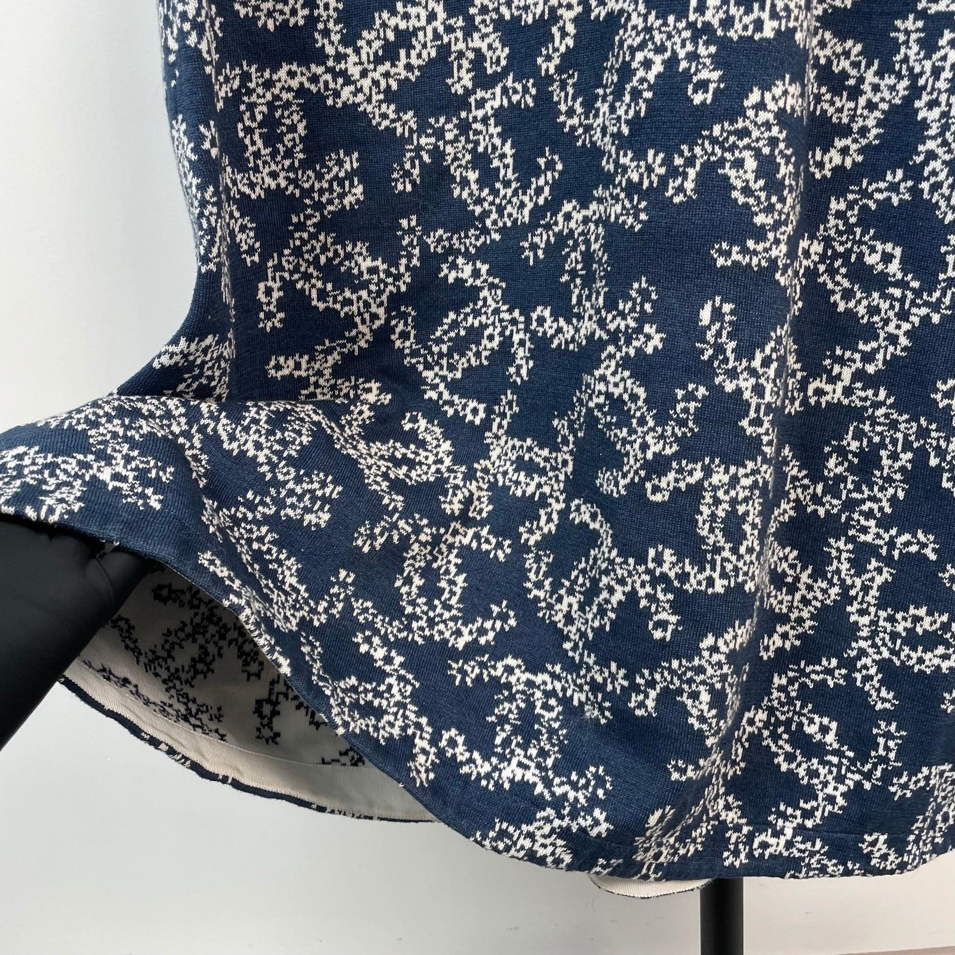 Chanel Chanel Printed Blue Dress 38 Women Size S / US 4 / IT 40 - 4 Thumbnail