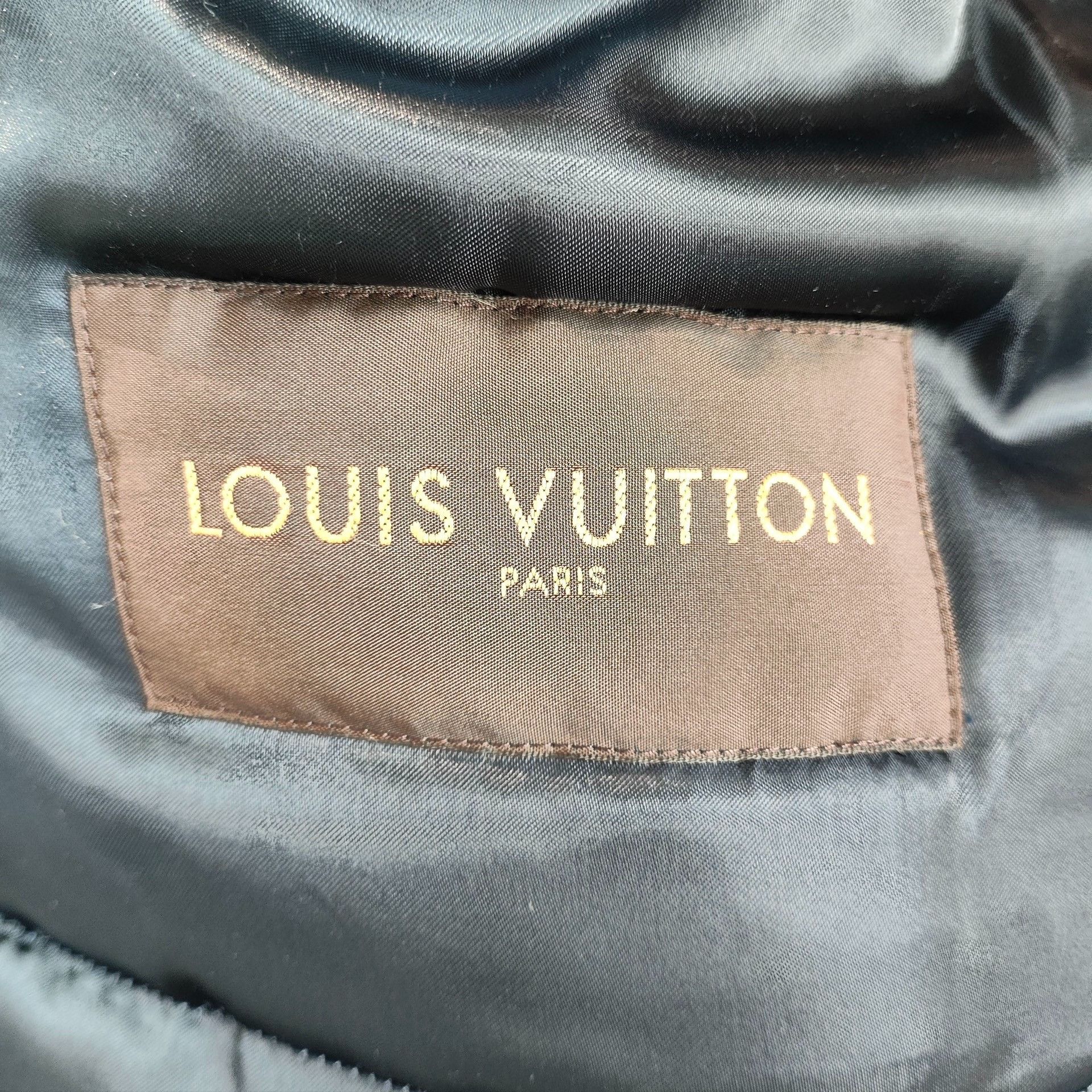 Louis Vuitton Louis Vuitton Heavy Coat 50 Men Size US XL / EU 56 / 4 - 4 Thumbnail