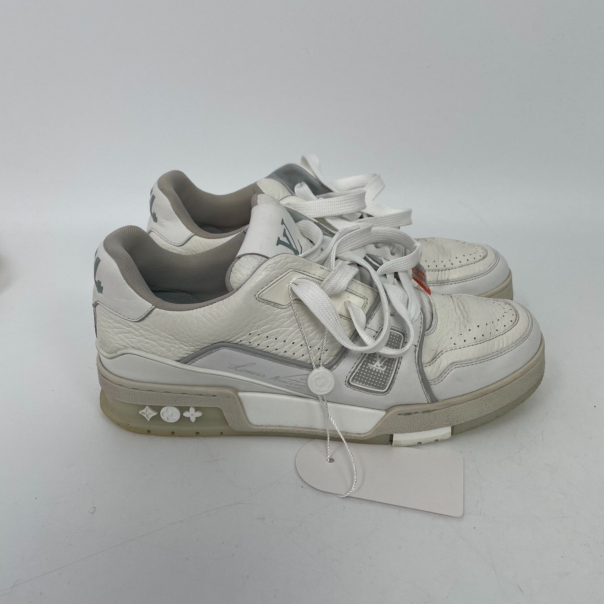 Louis Vuitton Louis Vuitton White Lowtop Sneakers 5.5 Men Size US 5.5 / EU 38 - 3 Thumbnail