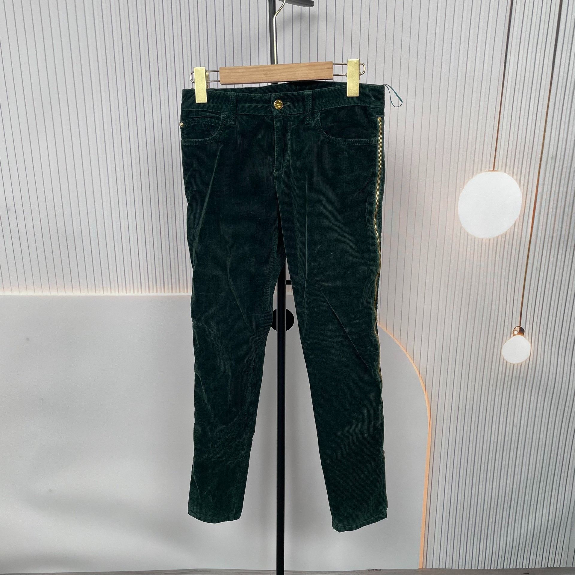 Louis Vuitton Louis Vuitton Green Casual Pants 36 Men Size US 36 / EU 52 - 6 Thumbnail