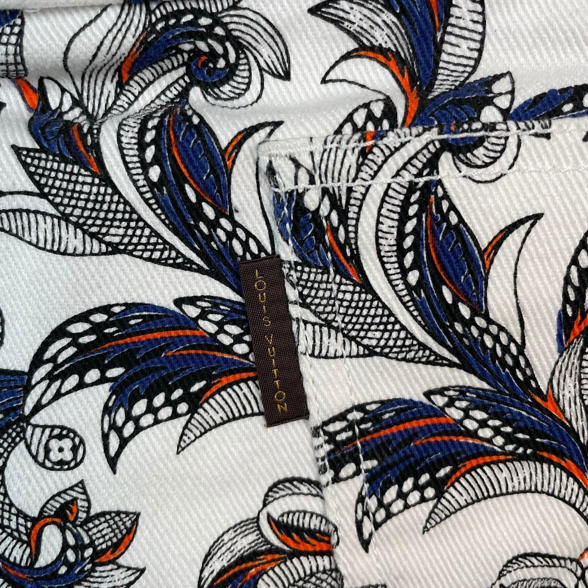 Louis Vuitton Louis Vuitton Blue Skirt 38 Women Size 38" / US 16 / IT 52 - 9 Thumbnail
