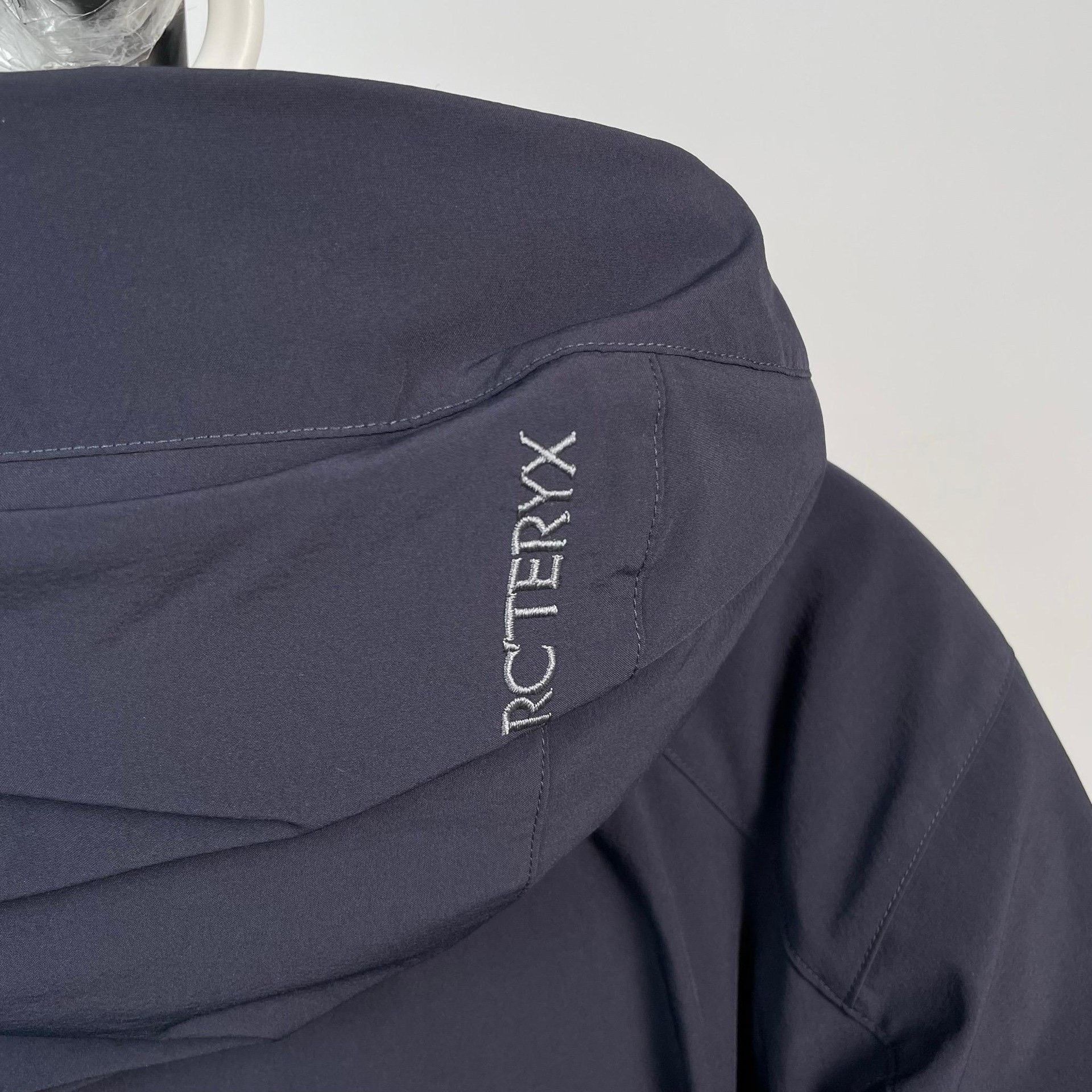 Arc'teryx Arc'teryx Blue Heavy Coat XL Men Size US XL / EU 56 / 4 - 3 Thumbnail