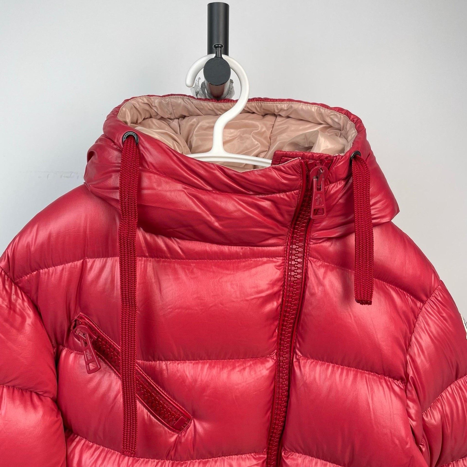 Moncler Moncler Red Down Jacket S Women Size S / US 4 / IT 40 - 6 Thumbnail