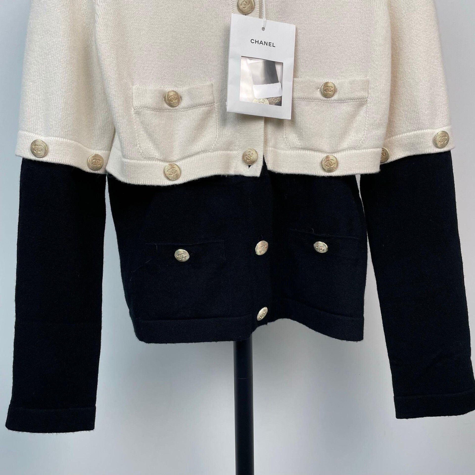 Chanel Chanel Multi Sweater S Women Size S / US 4 / IT 40 - 5 Thumbnail