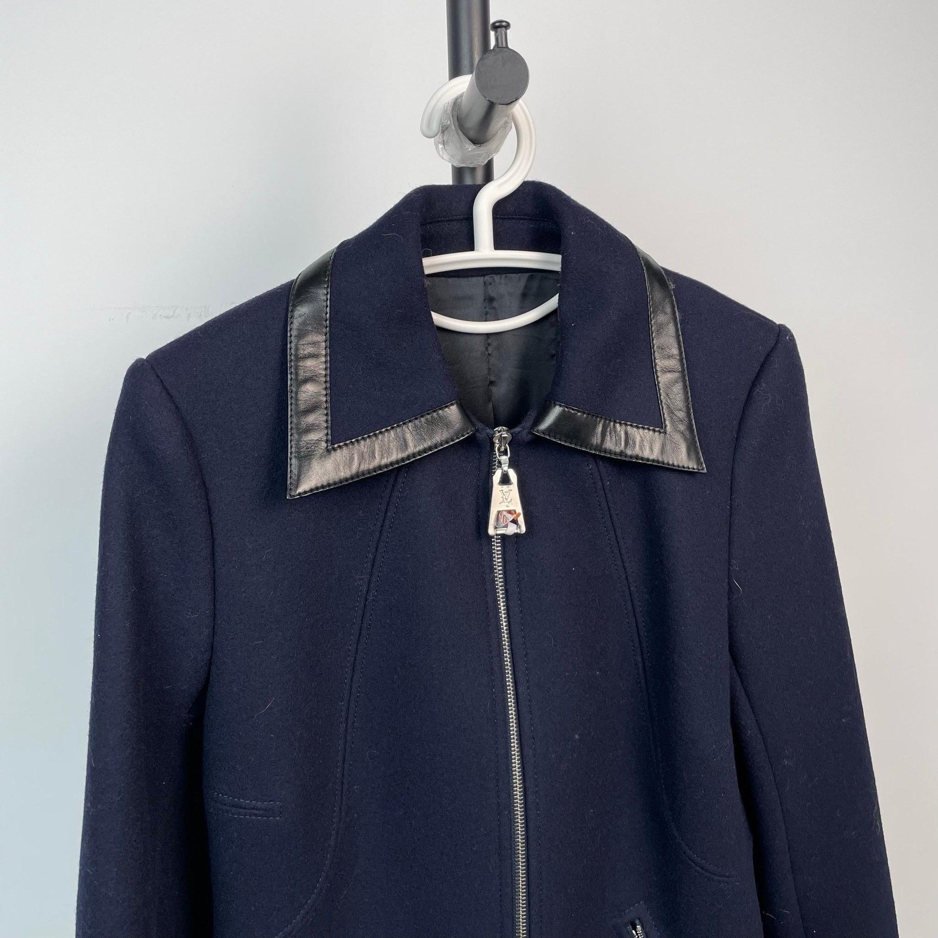 Louis Vuitton Louis Vuitton Blue Coat S Women Size S / US 4 / IT 40 - 2 Thumbnail